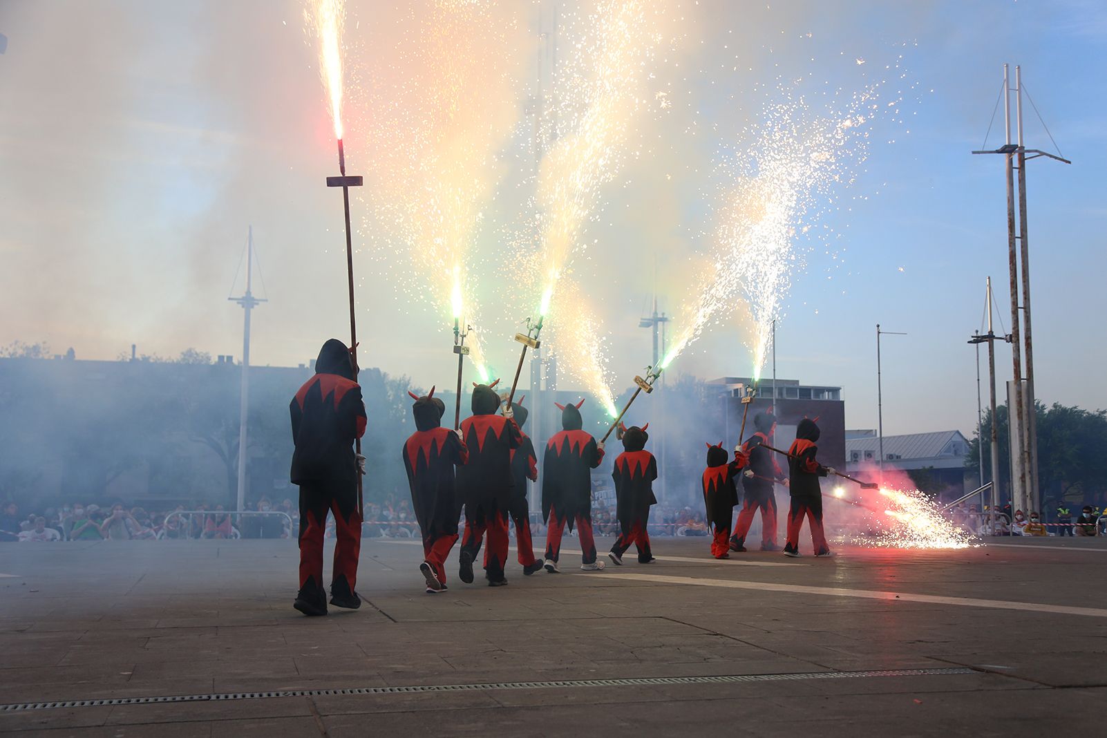 Esclat de foc Infantil "Foc al virus". Foto: Anna Bassa