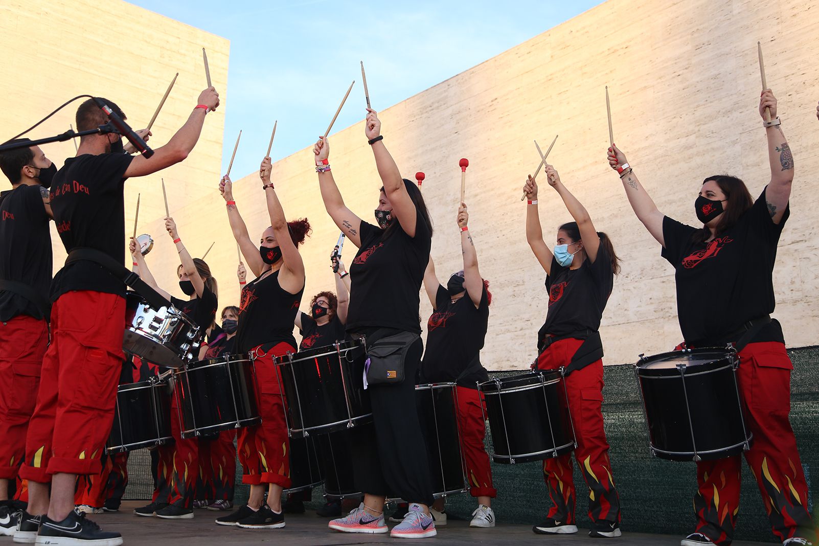 Esclat de foc infantil "Foc al virus". Foto: Anna Bassa