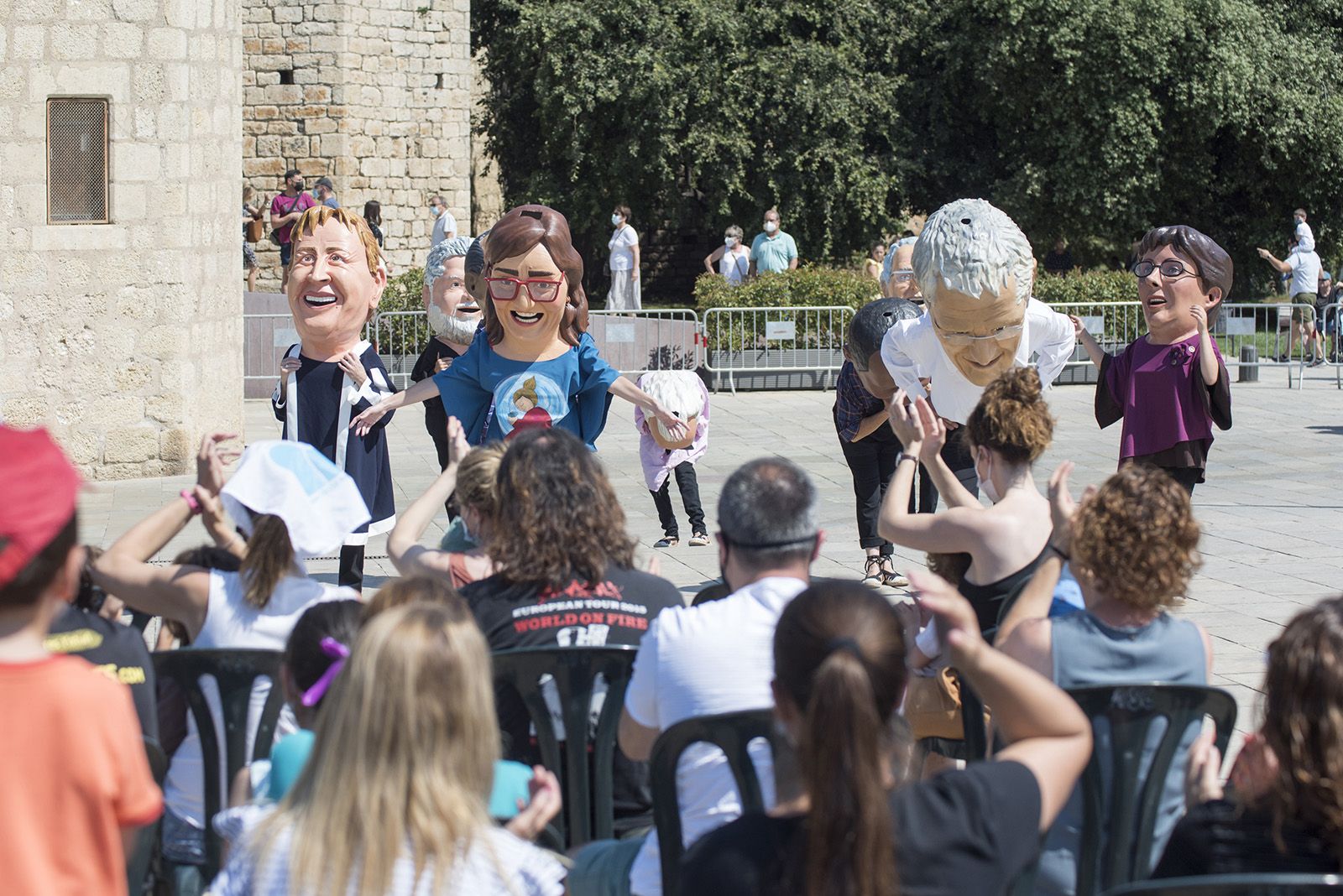 Ball de caparrots i mostra d'entremesos. Foto: Bernat Millet.