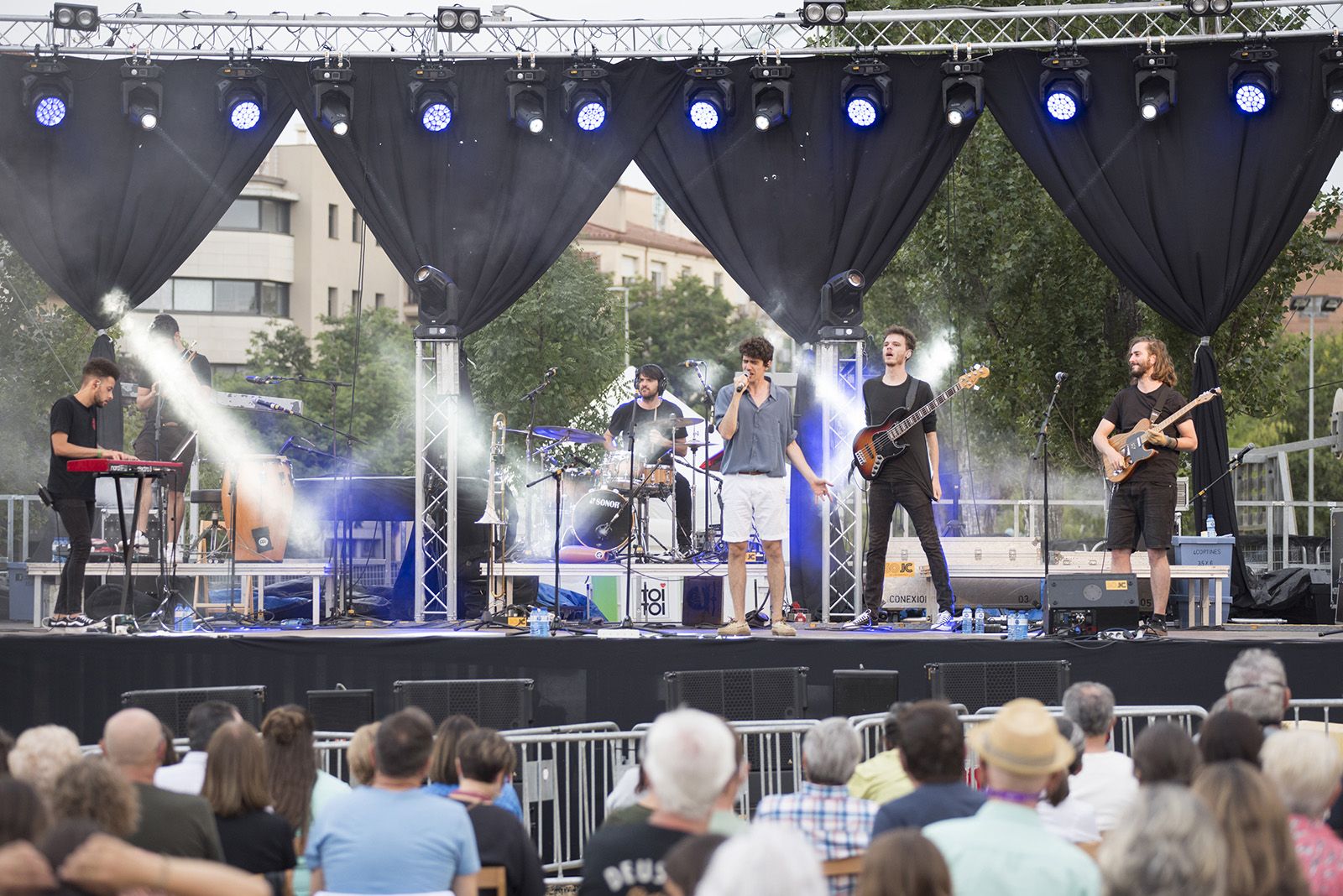 Tacho en concert. Foto: Bernat Millet.