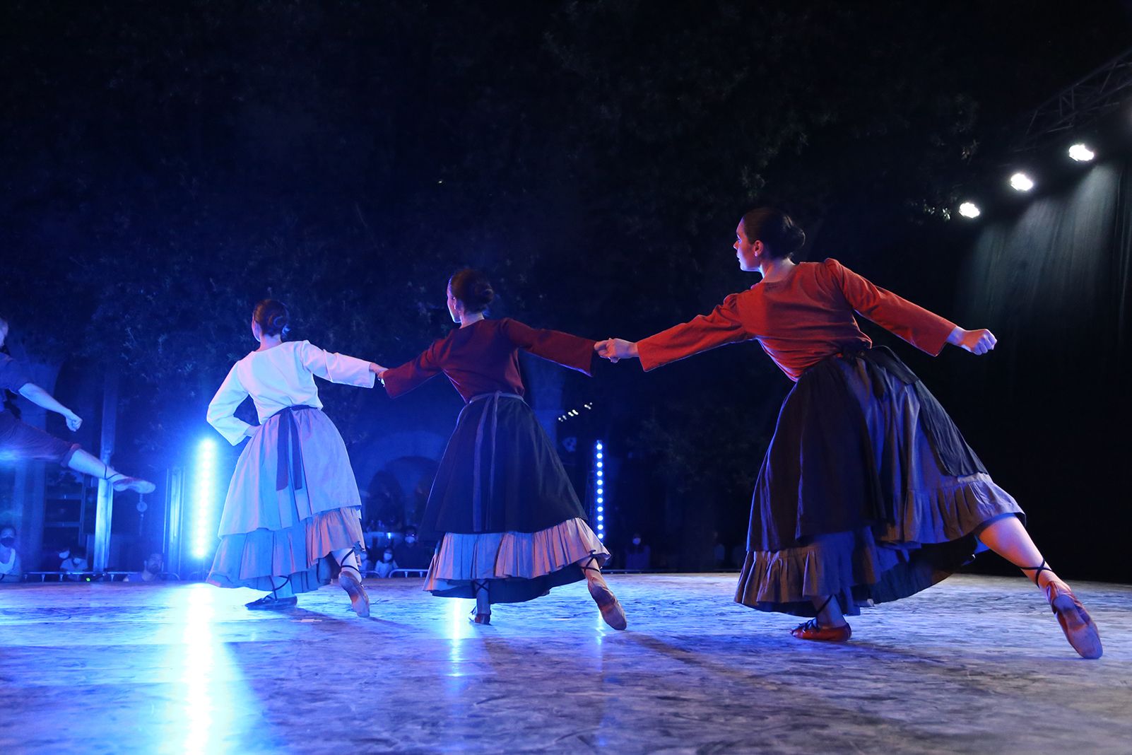 Espectacle "Temps de dansa" del Grup Mediterrània. Foto: Anna Bassa