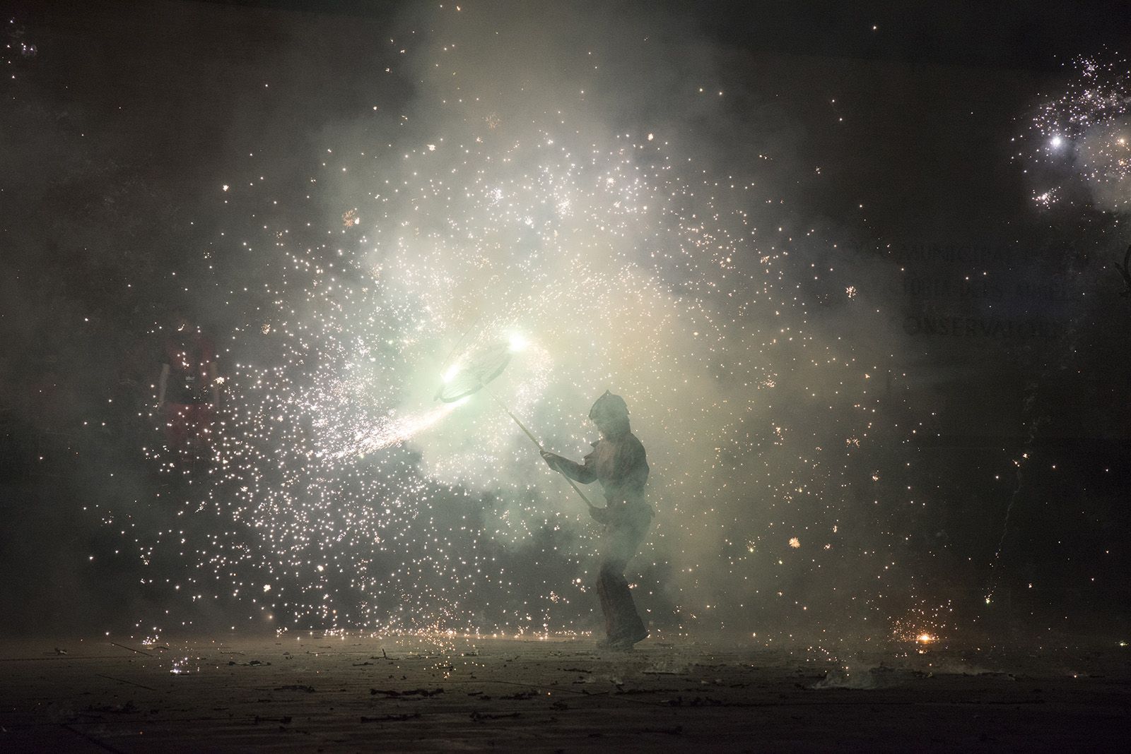 Versots i esclat de foc de Festa Major. Foto: Bernat Millet.