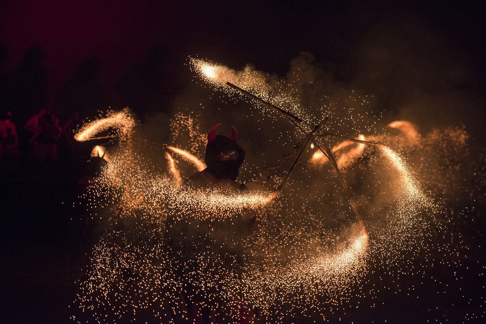 Versots i esclat de foc de Festa Major. Foto: Bernat Millet.