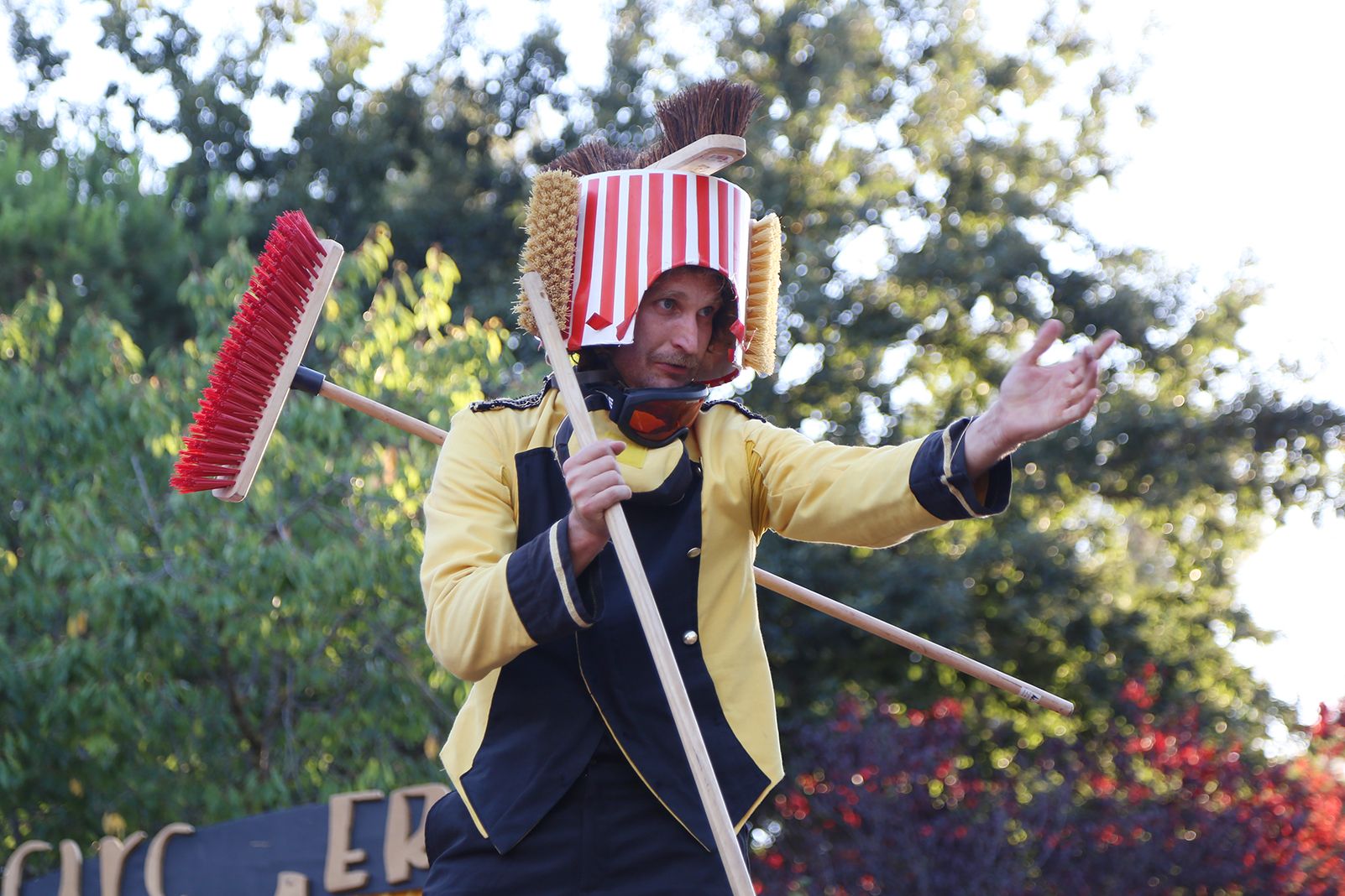 Espectacle del Circ Vermut. Foto: Anna Bassa