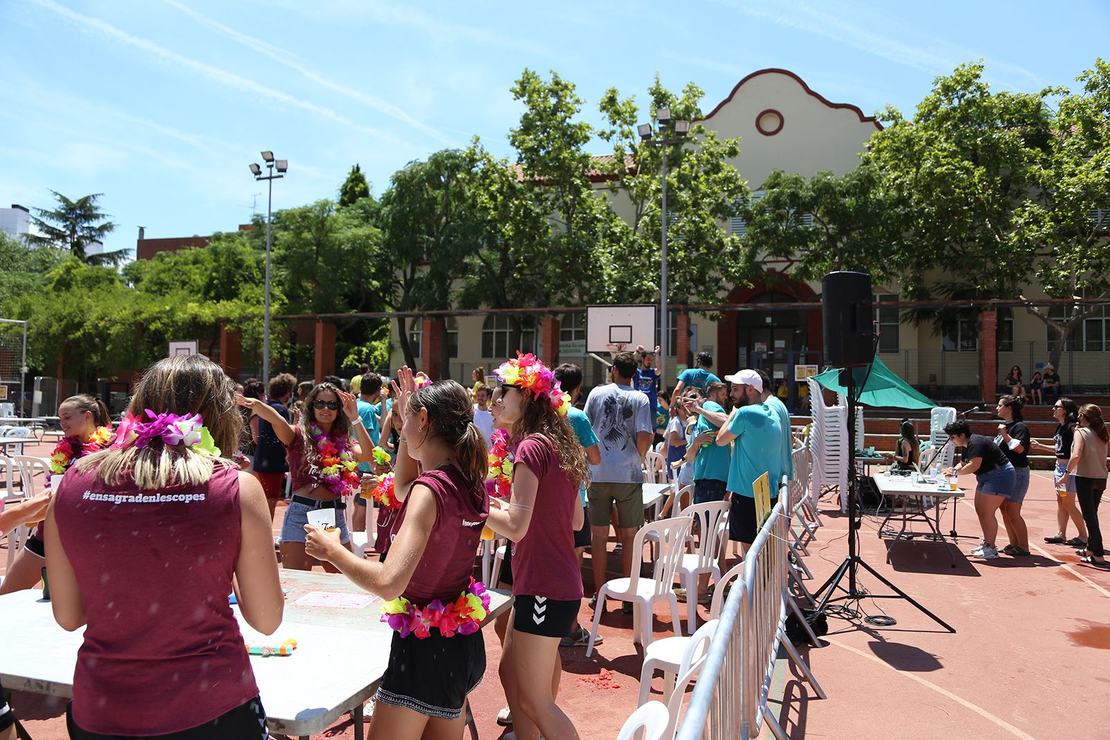 Vermut a la Festa Major Alternativa. Foto: Anna Bassa