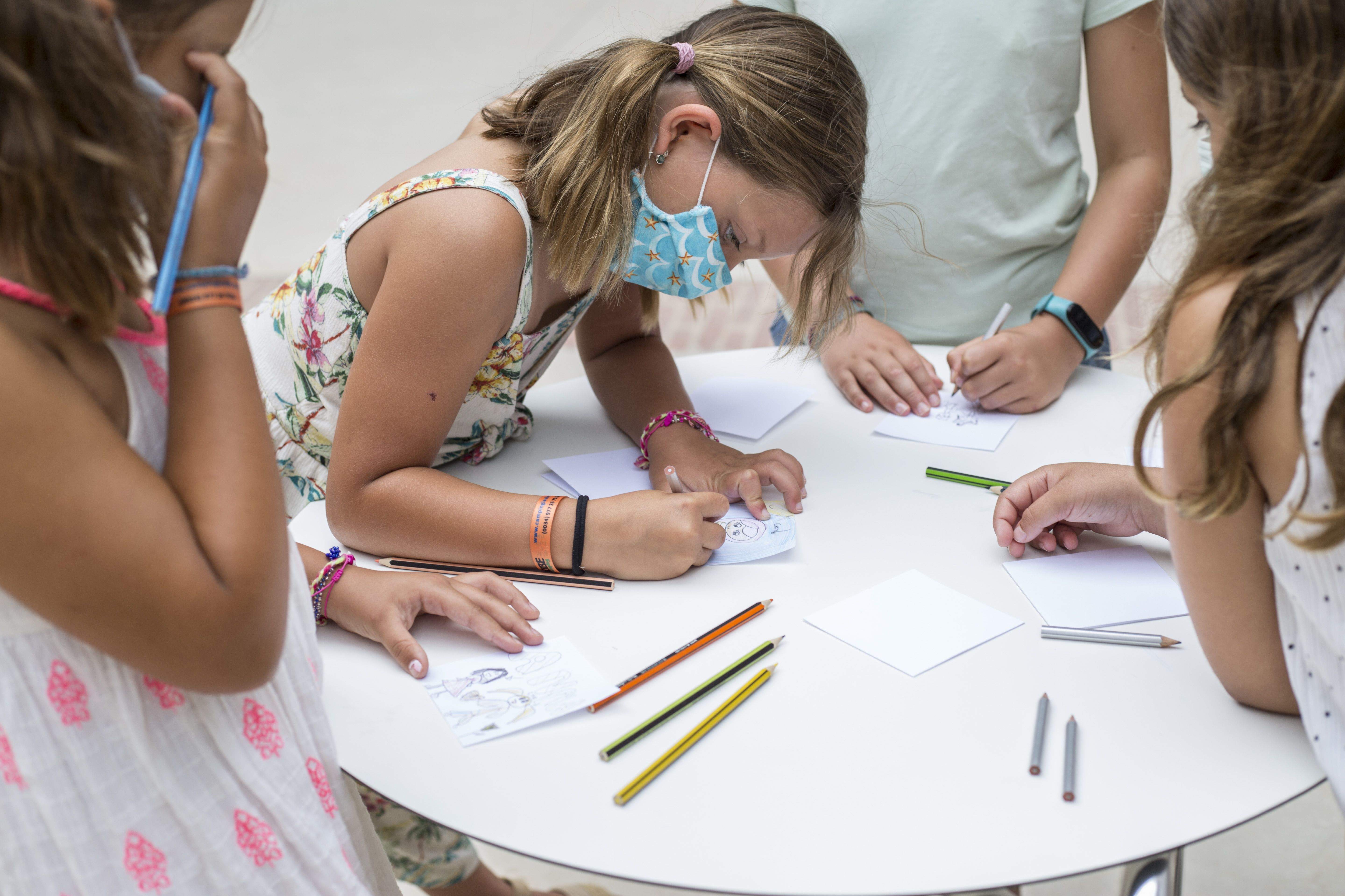 "Caça-històries" amb Impro Barcelona. Foto: Àngel Bravo