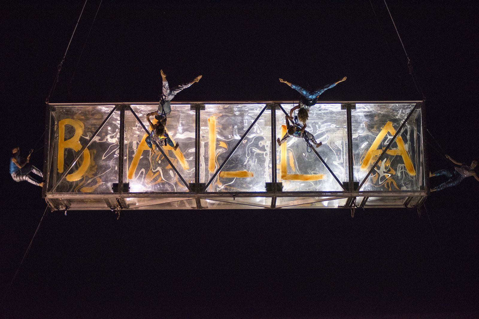 "Eufòria" dansa vertical. Foto: Bernat Millet.