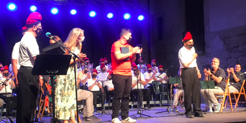 Moment de l'entrega de la medalla d'or a Florensa. FOTO: TOT