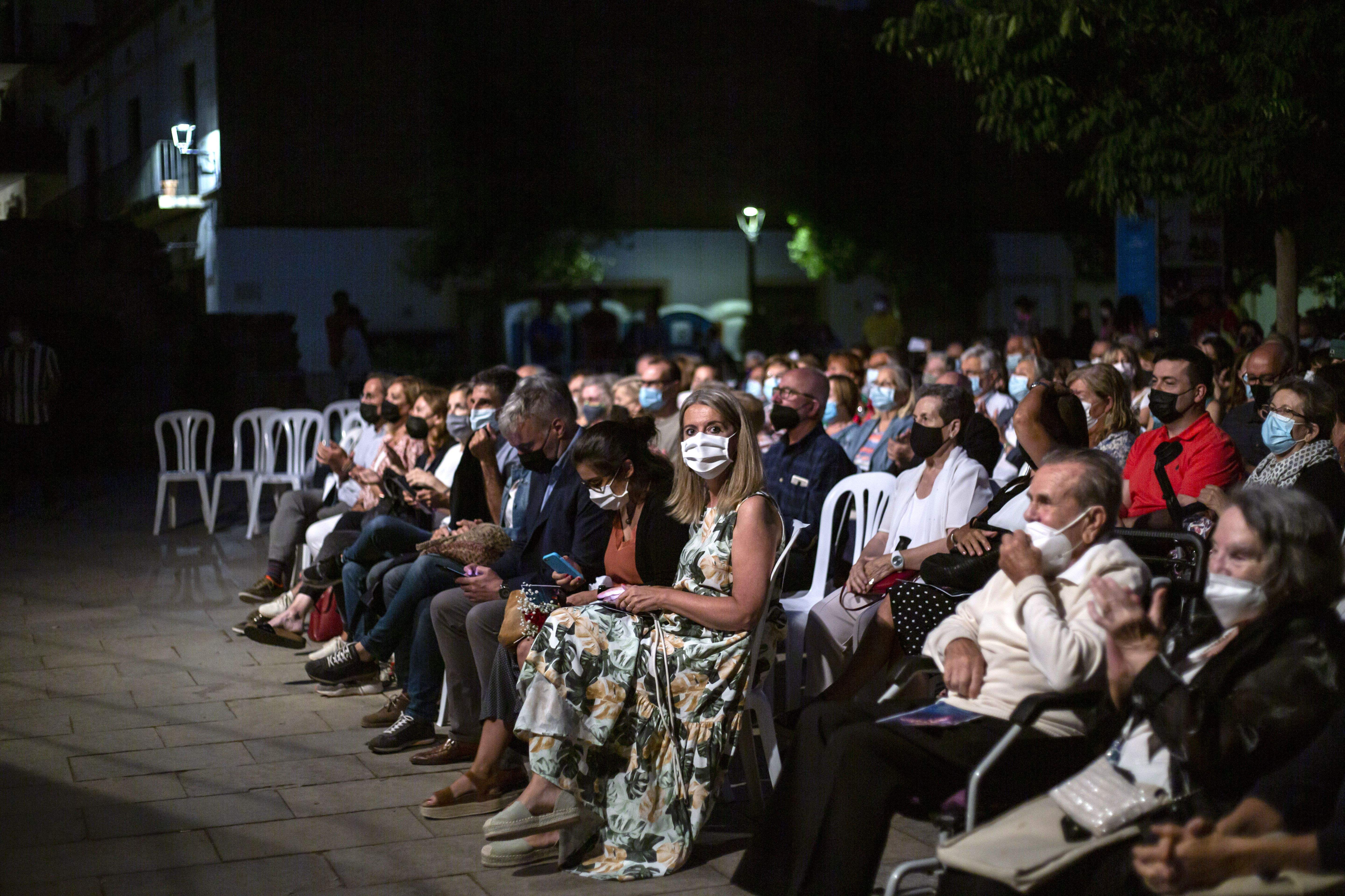 La Lira i la sardana. Foto: Àngel Bravo