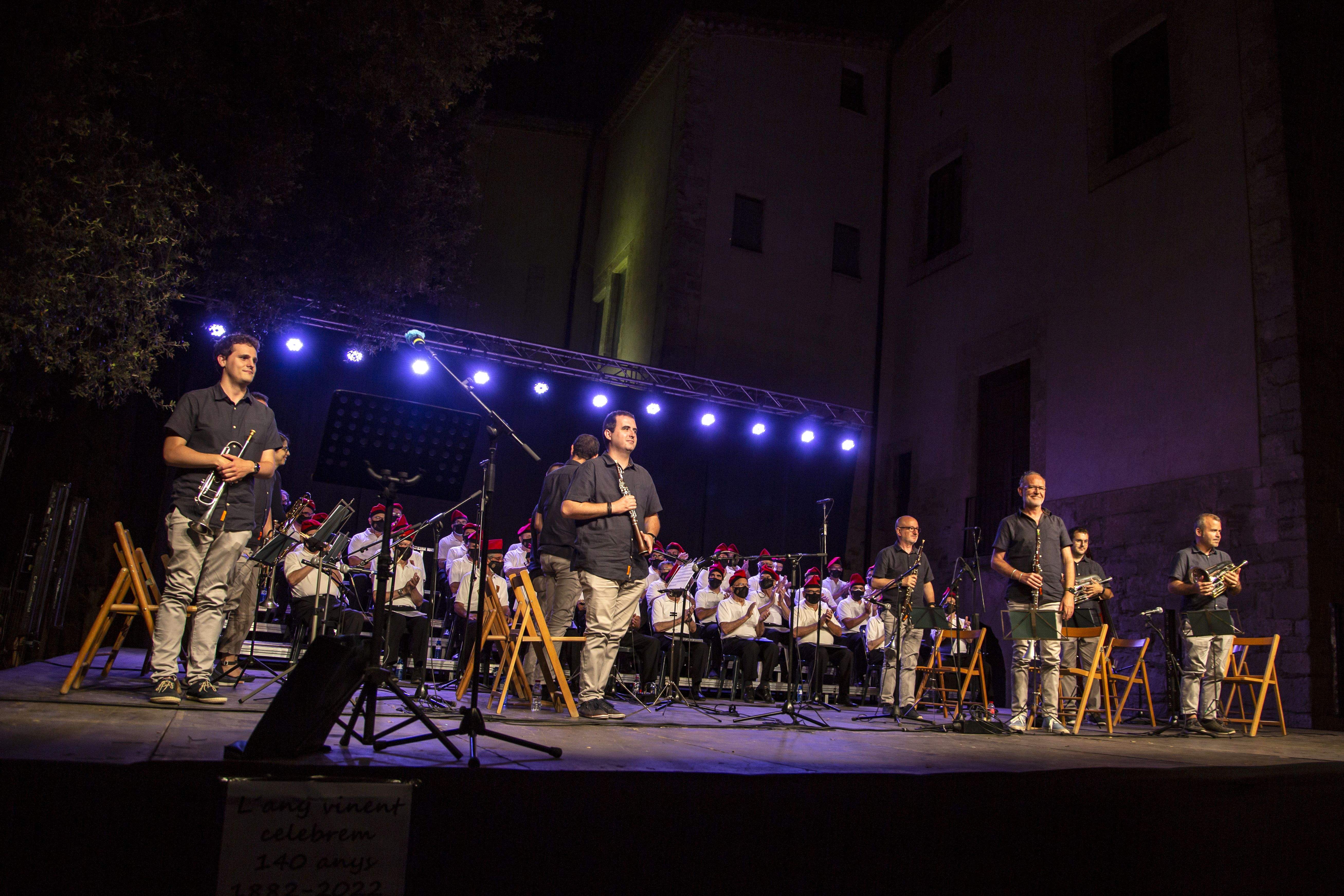 La Lira i la sardana. Foto: Àngel Bravo