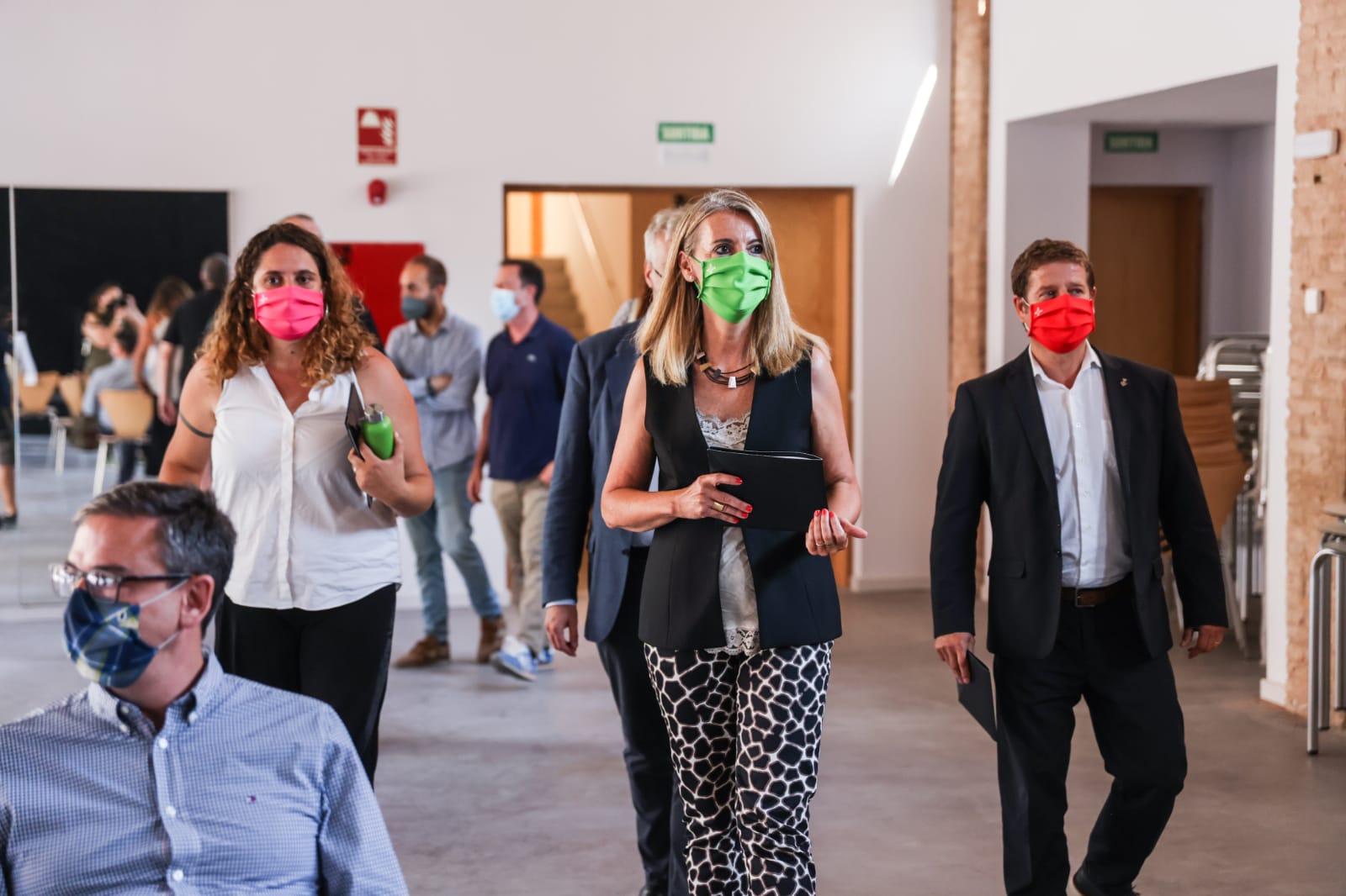 D'esquerra a dreta: Núria Gibert (CUP), Mireia Ingla (ERC) i Pere Soler (PSC). FOTO: Lali Puig