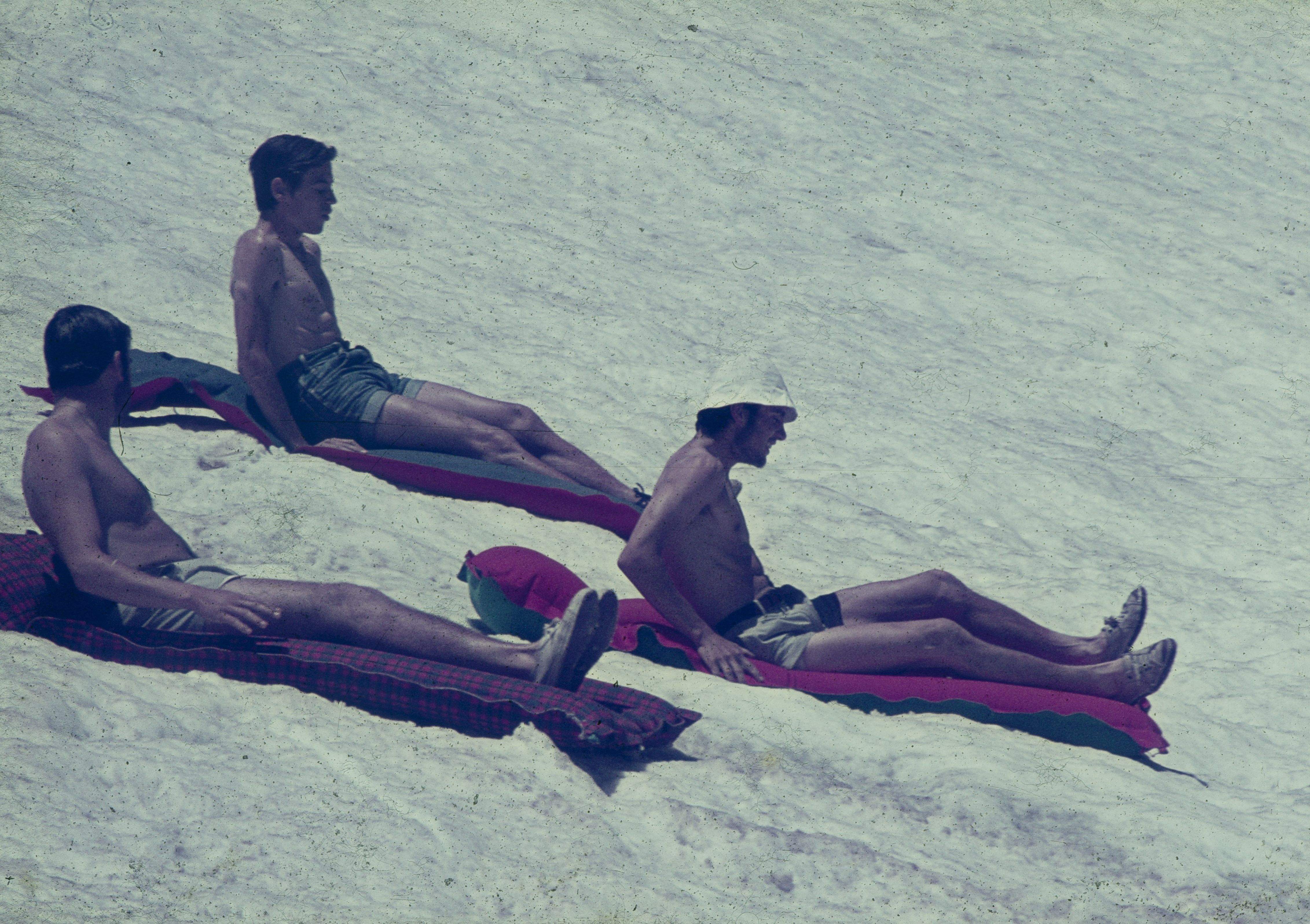 lliscant a la neu al refugi