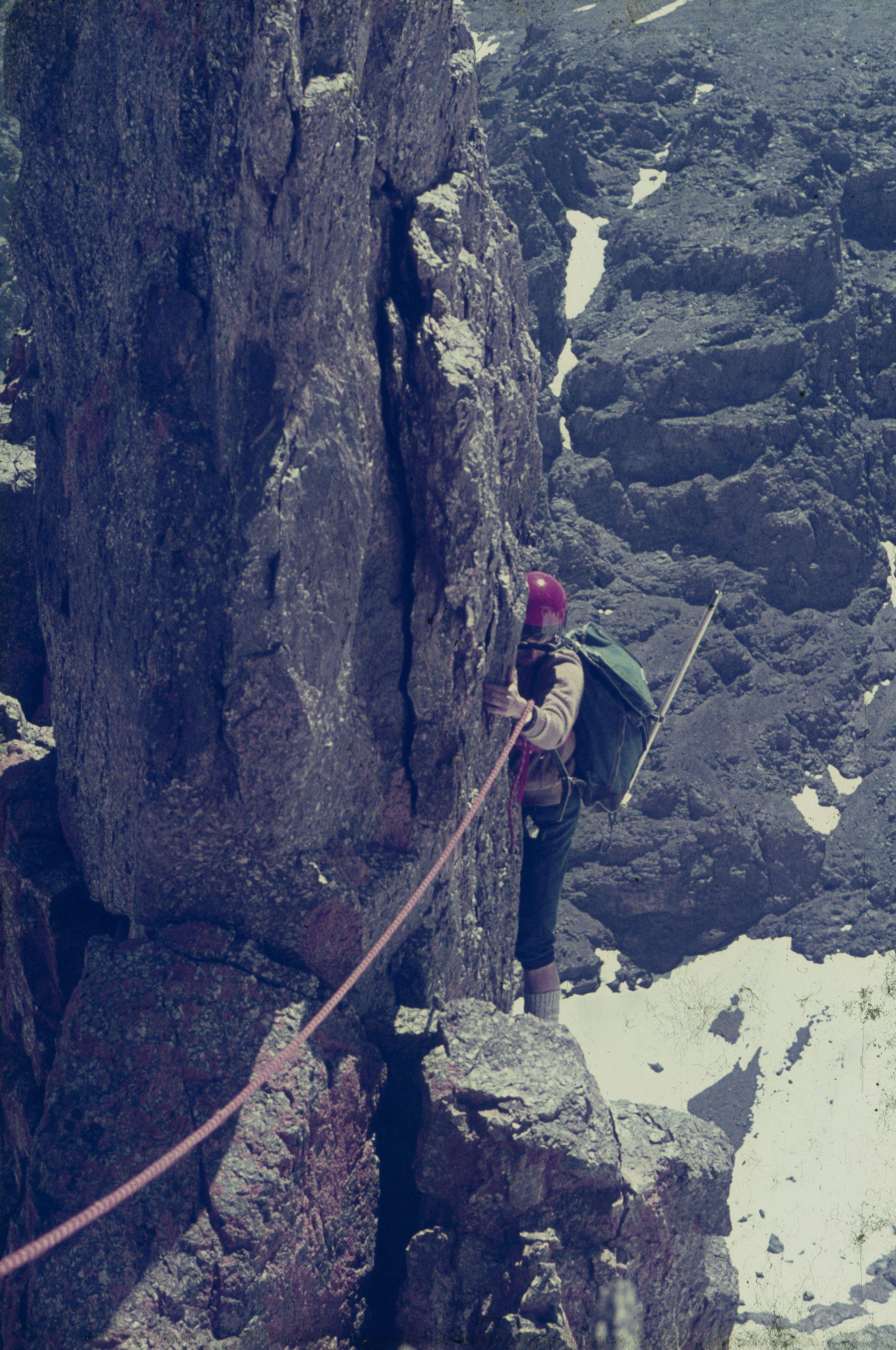 aresta est del pic tadat de 3,980 m