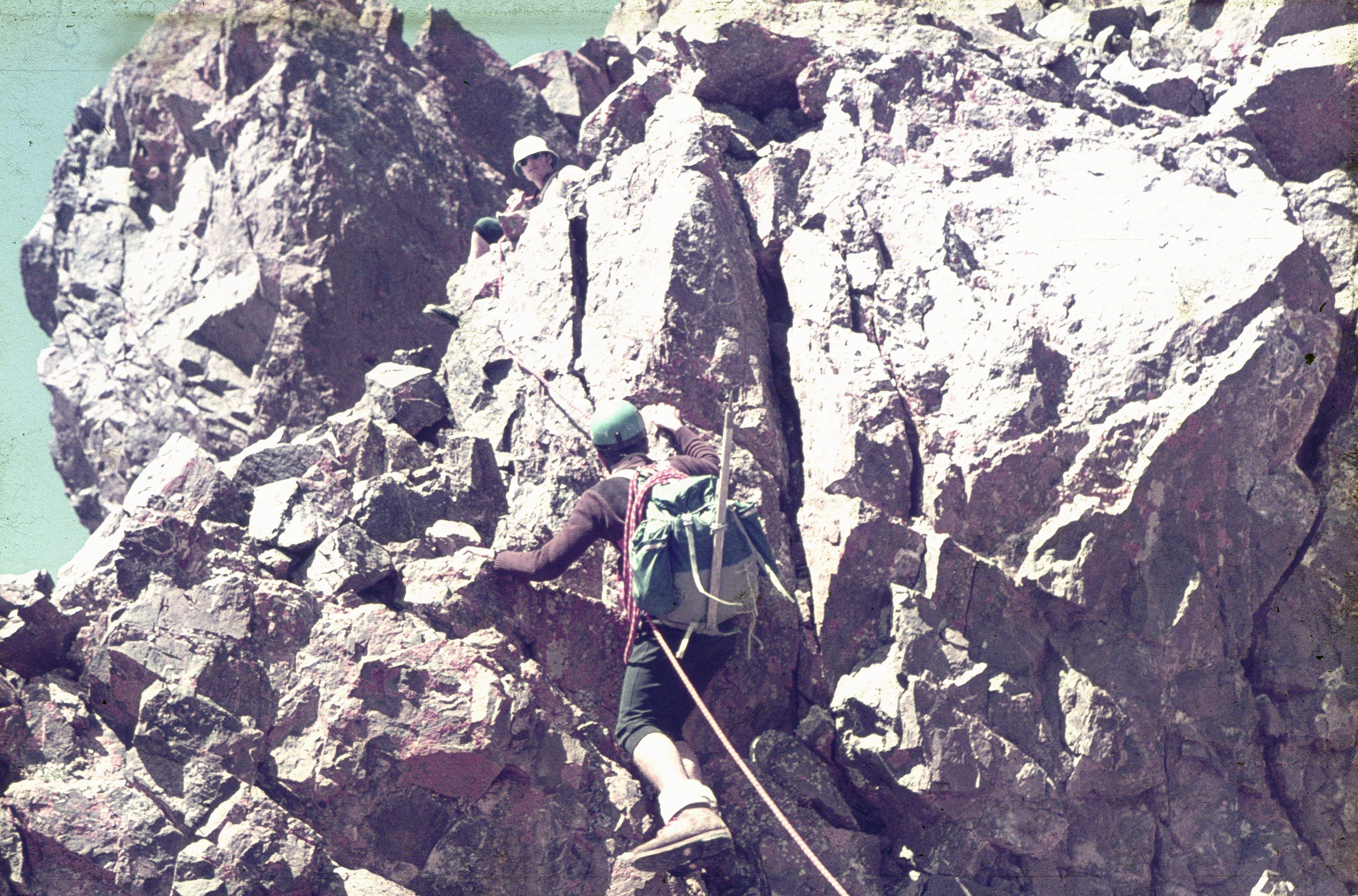 ascensió aresta sud - oest al dit tadat 3.837 m