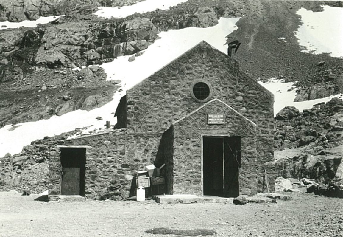 Refugi Neltner a 3.207m d’alçada, al peu del Toubkal, i que va ser el camp base de totes les sortides