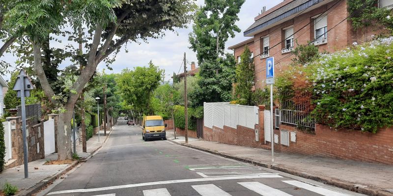 S'amplia l'àrea verda d'aparcament a la zona de l'Eixample de Sant Cugat