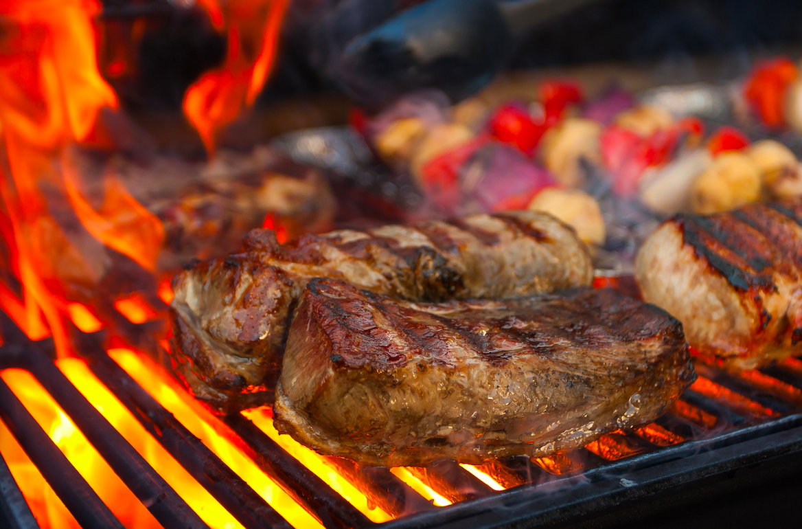 La carn a la brasa és un dels clàssics de la gastronomia catalana FOTO: Cedida