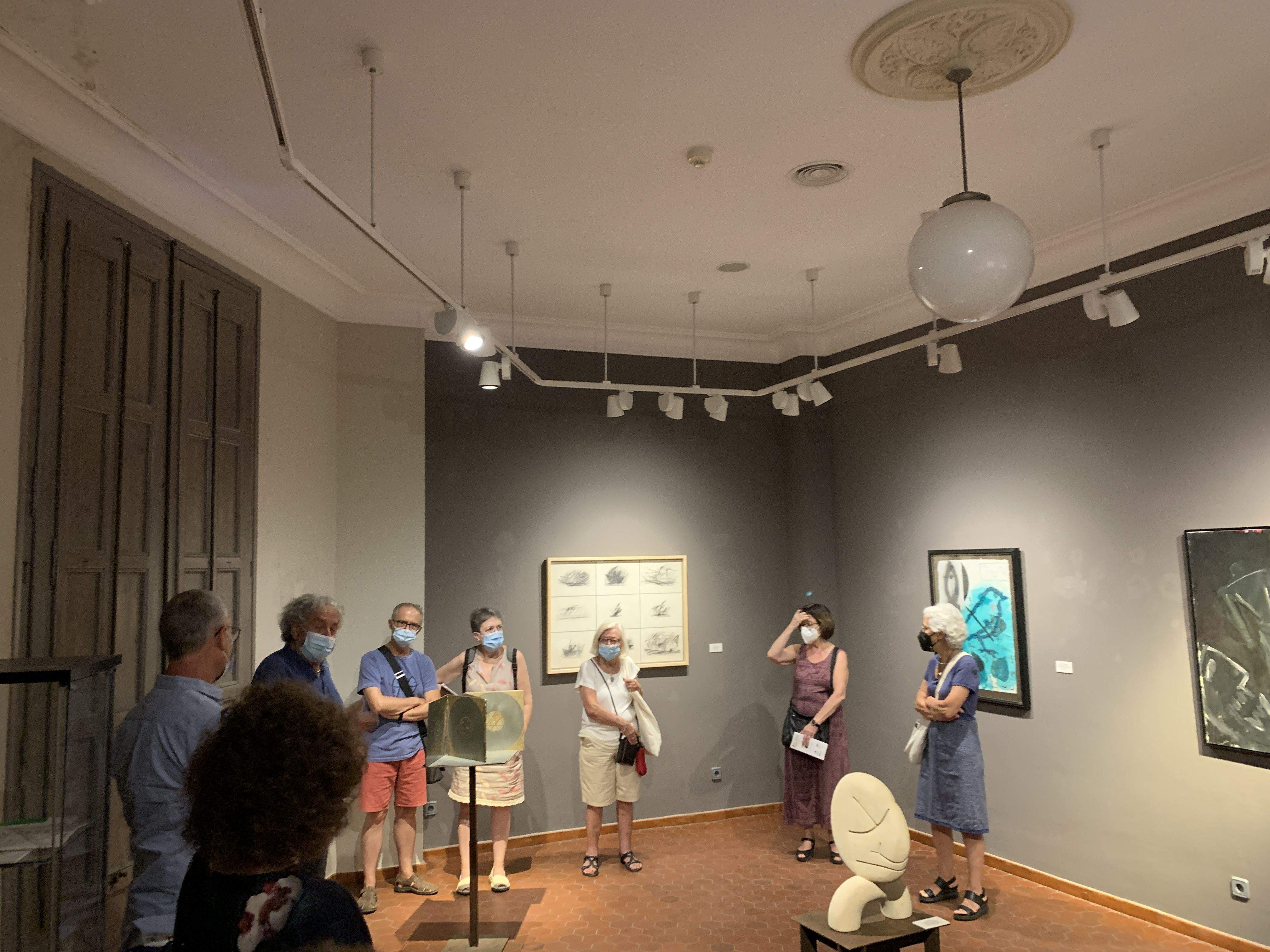 Última visita guiada  la Biennal d'Art Contemporani Català a Sant Cugat FOTO: TOT Sant Cugat