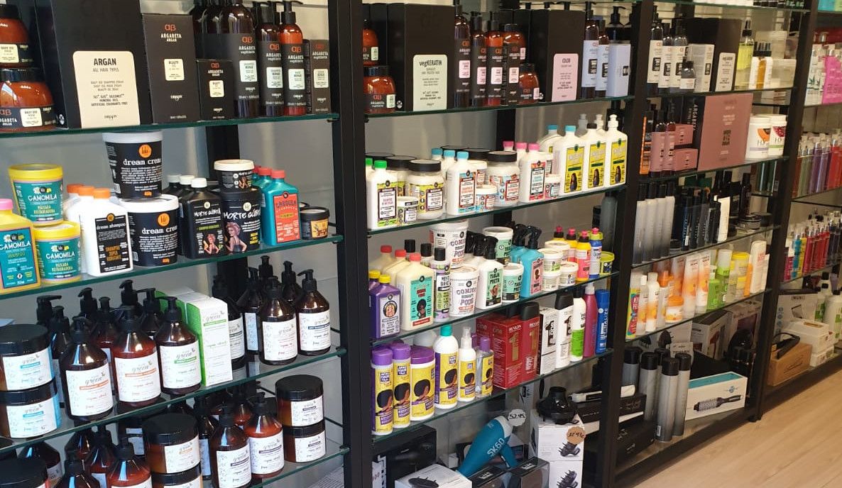 IOL ofereix productes de perruqueria, estètica i cosmètica ecologica de qualitat. FOTO: Cedida