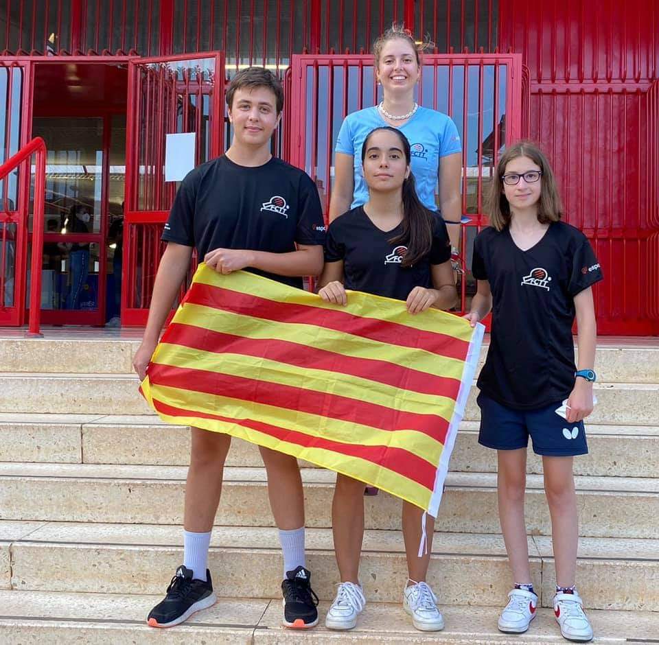 Àlex Moreno (esquerra) va participar en l'equip inclusiu amb la santcugatenca Ariadna Ardèvol. FOTO: Cedida