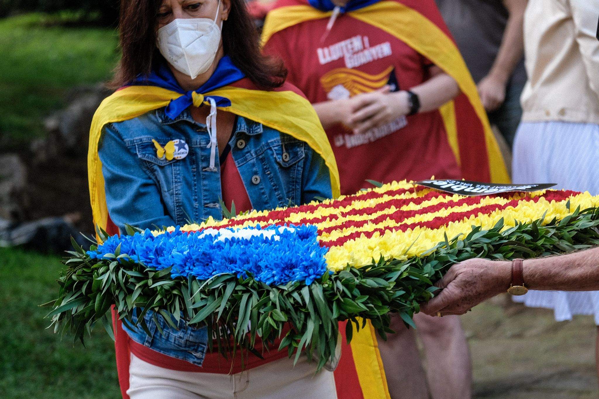 L'ofrena floral de les entitats i partits polítics durant la Diada Nacional de Catalunya. FOTO: Ale Gómez