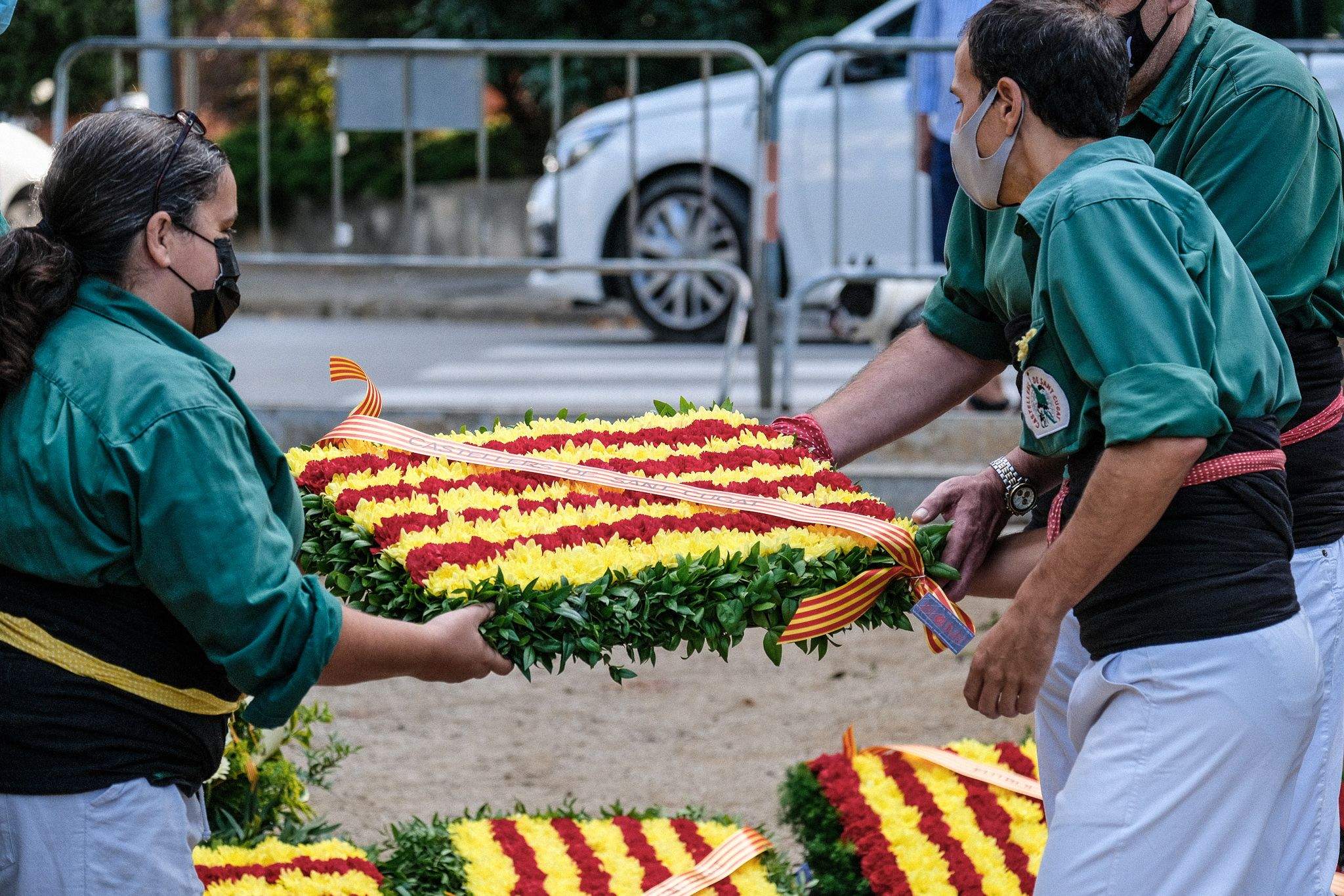 L'ofrena floral de les entitats i partits polítics durant la Diada Nacional de Catalunya. FOTO: Ale Gómez