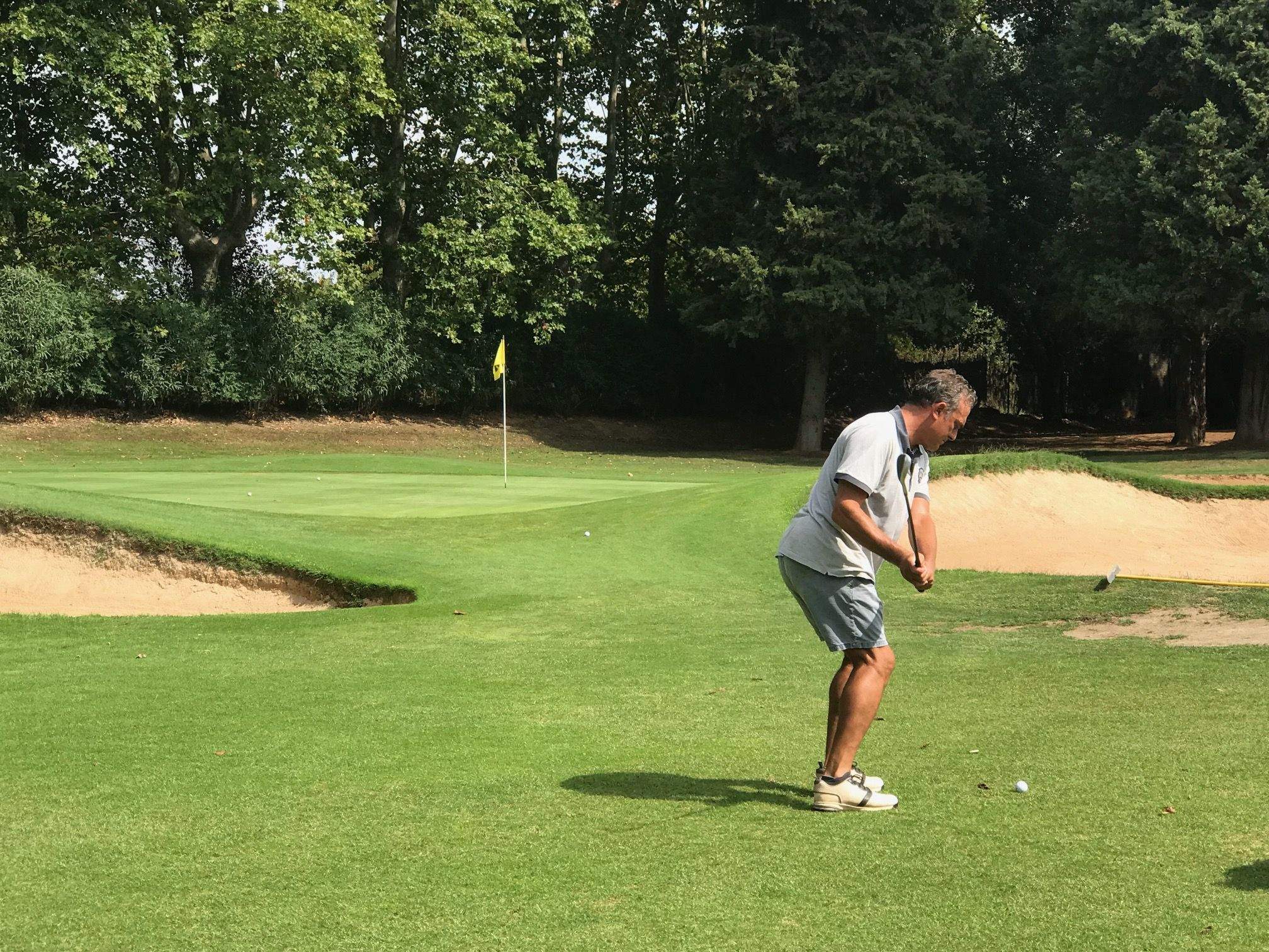 Una imatge de la primera edició del Torneig de Golf Solidari de la Creu Roja per recaptar aliments per a les persones afectades per la crisi. FOTO: Nielo Ballart Una imatge de la primera edició del Torneig de Golf Solidari de la Creu Roja per recaptar aliments per a les persones afectades per la crisi. FOTO: Nielo Ballart