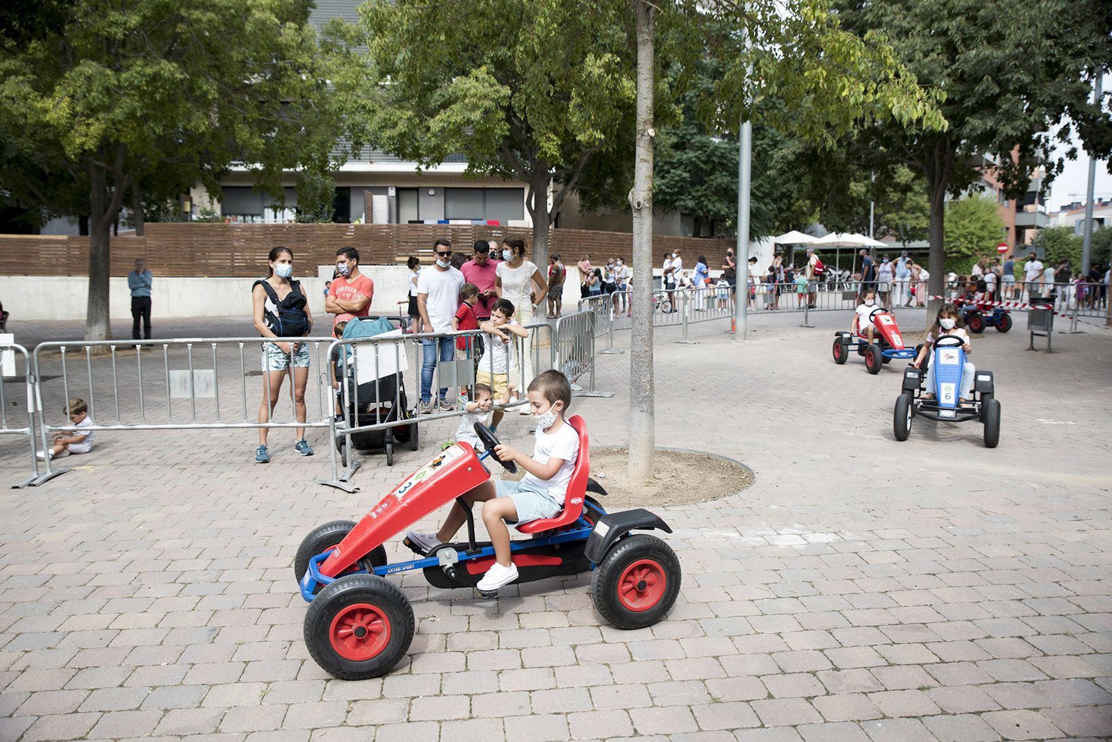 Circuit educació vial amb cars. Foto: Bernat Millet.
