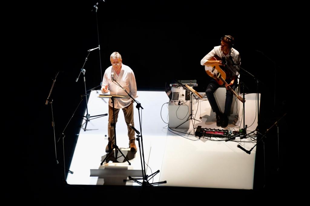 Pere Arquillué en l'espectacle Fil de memòria FOTO: Localpres