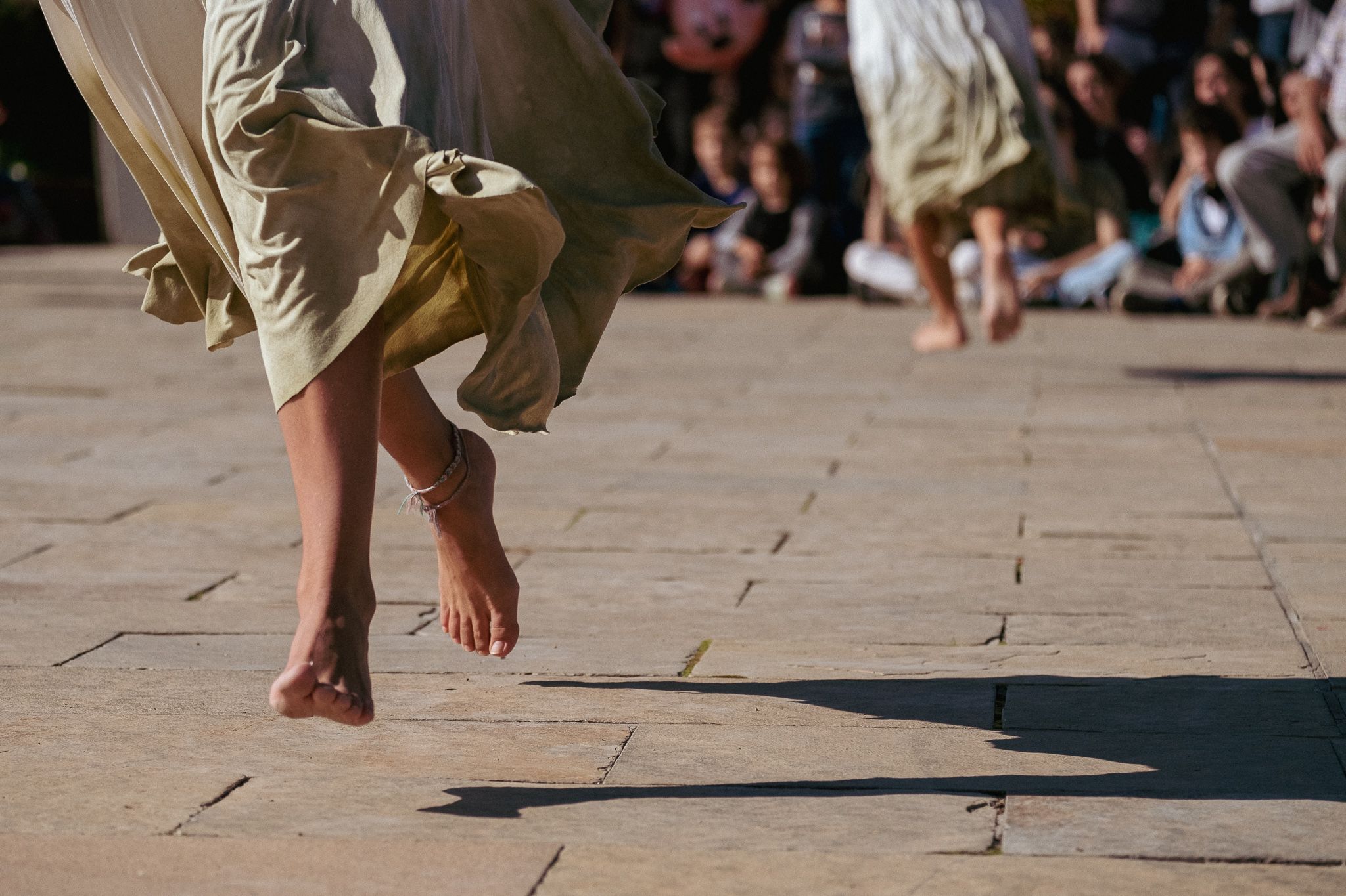 Ballada del cos de dansa i juvenils de l’Esbart Sant Cugat. FOTO: Ale Gómez