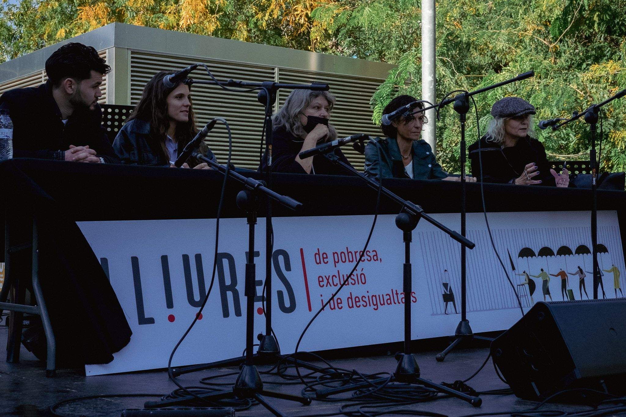 Taula rodona i presentació del Projecte Lliures, amb Punt de Referència i la Fundació Isidre Esteve. FOTO: Ale Gómez