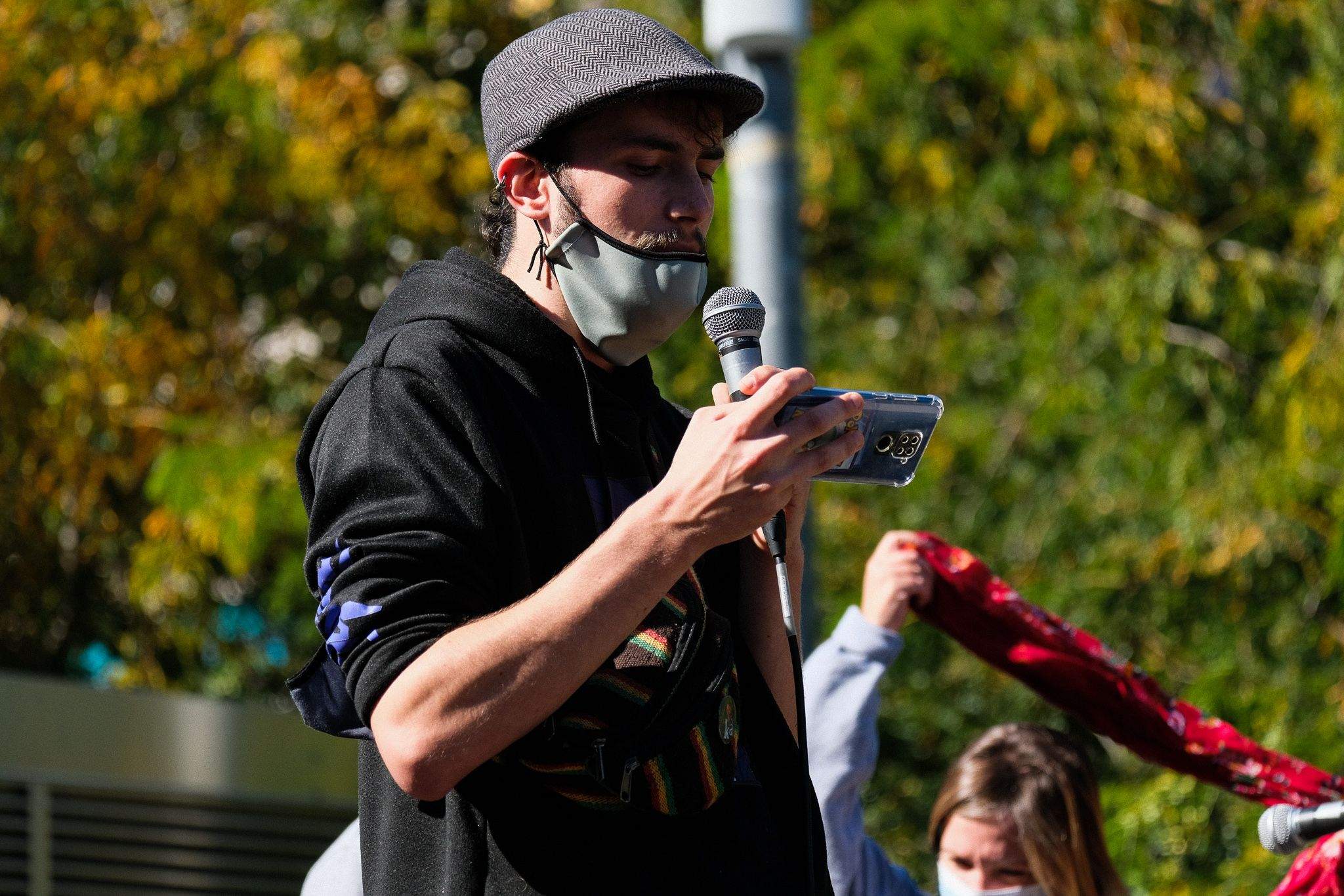 Lectura del Manifest Festa de Tardor a la plaça de la Vila. FOTO: Ale Gómez
