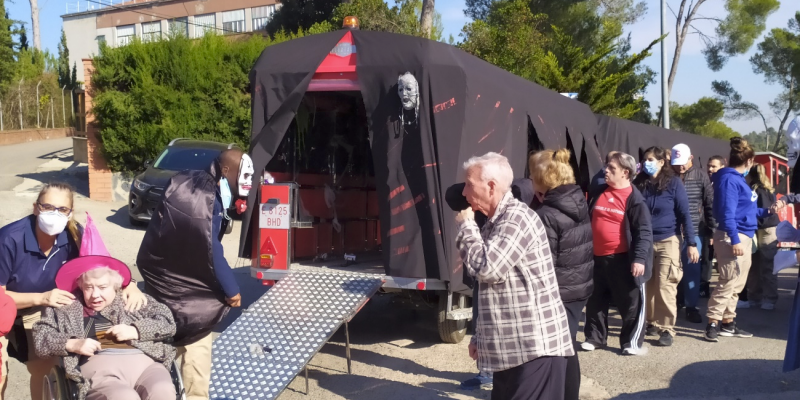 Els residents de  la Fundació Catalònia Creactiva han pogut tornar a celebrar la festa de la Castanyada i Halloween. FOTO: Cedida