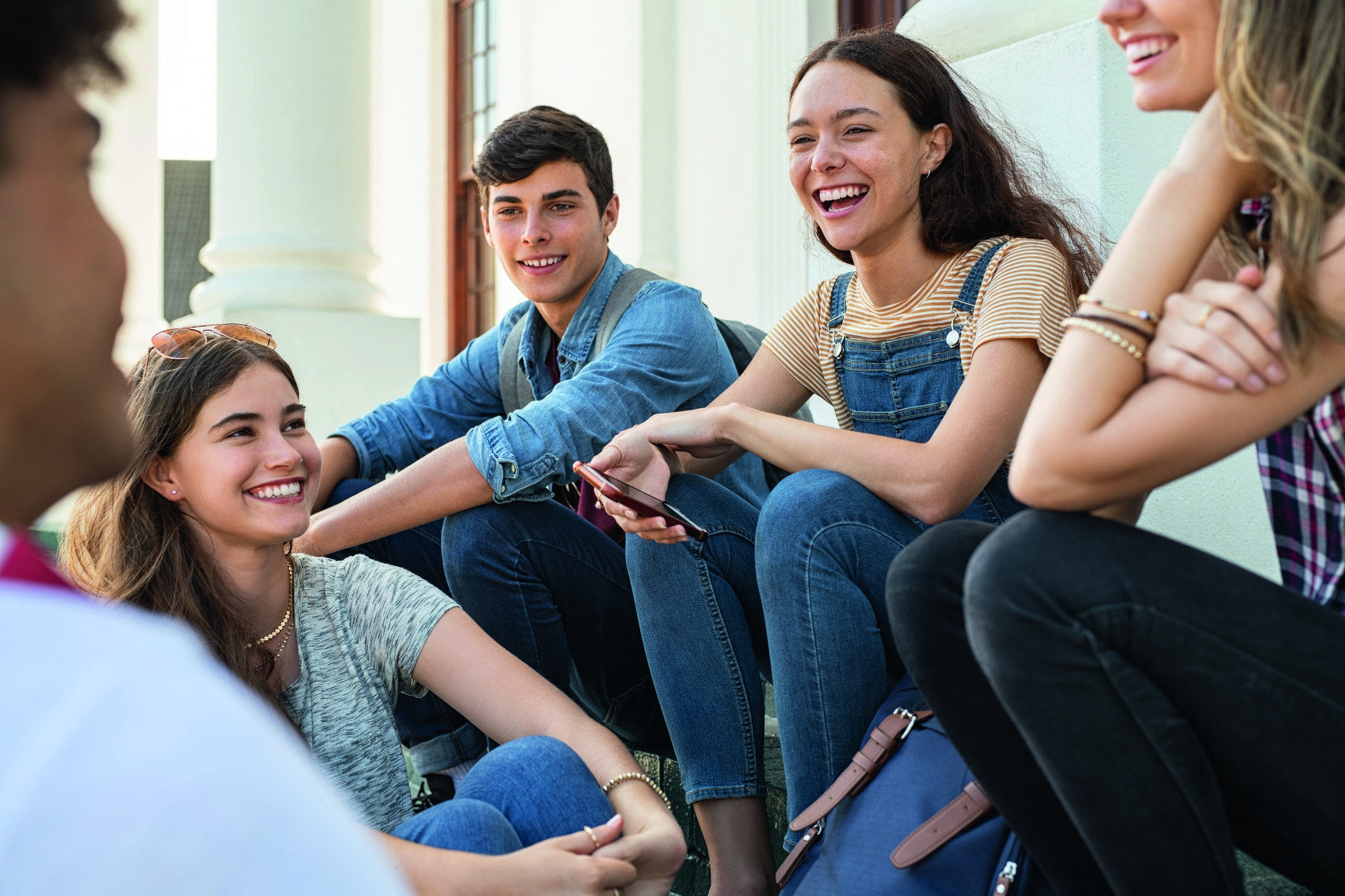 Els joves i el català. FOTO: istock.com