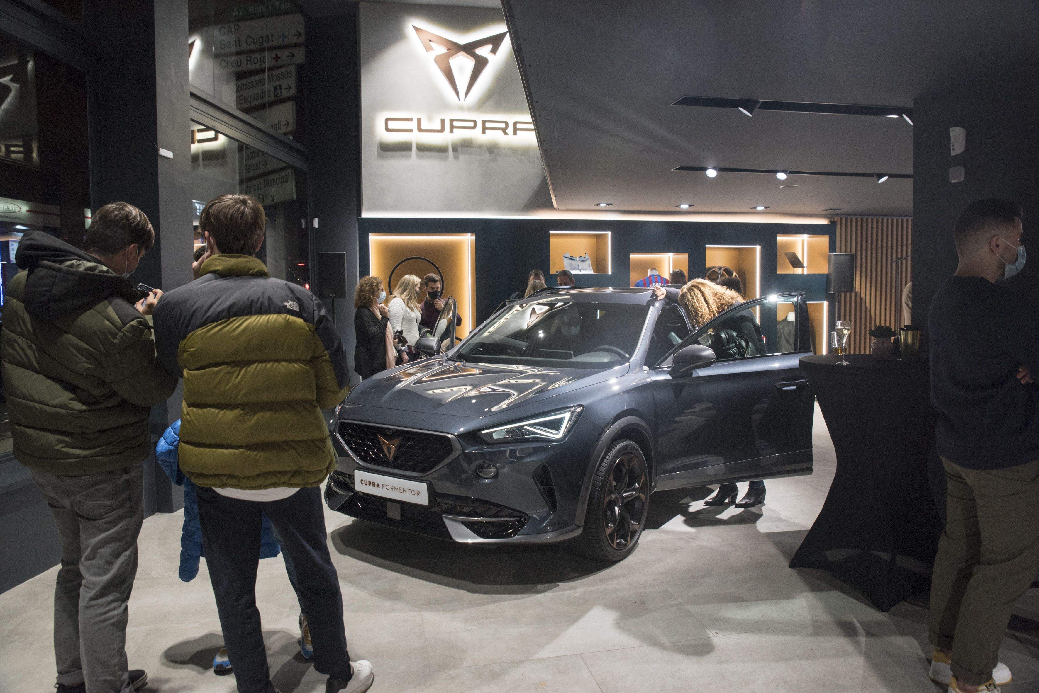 Sant Cugat compta amb una nova botiga de CUPRA. FOTO: Bernat Millet