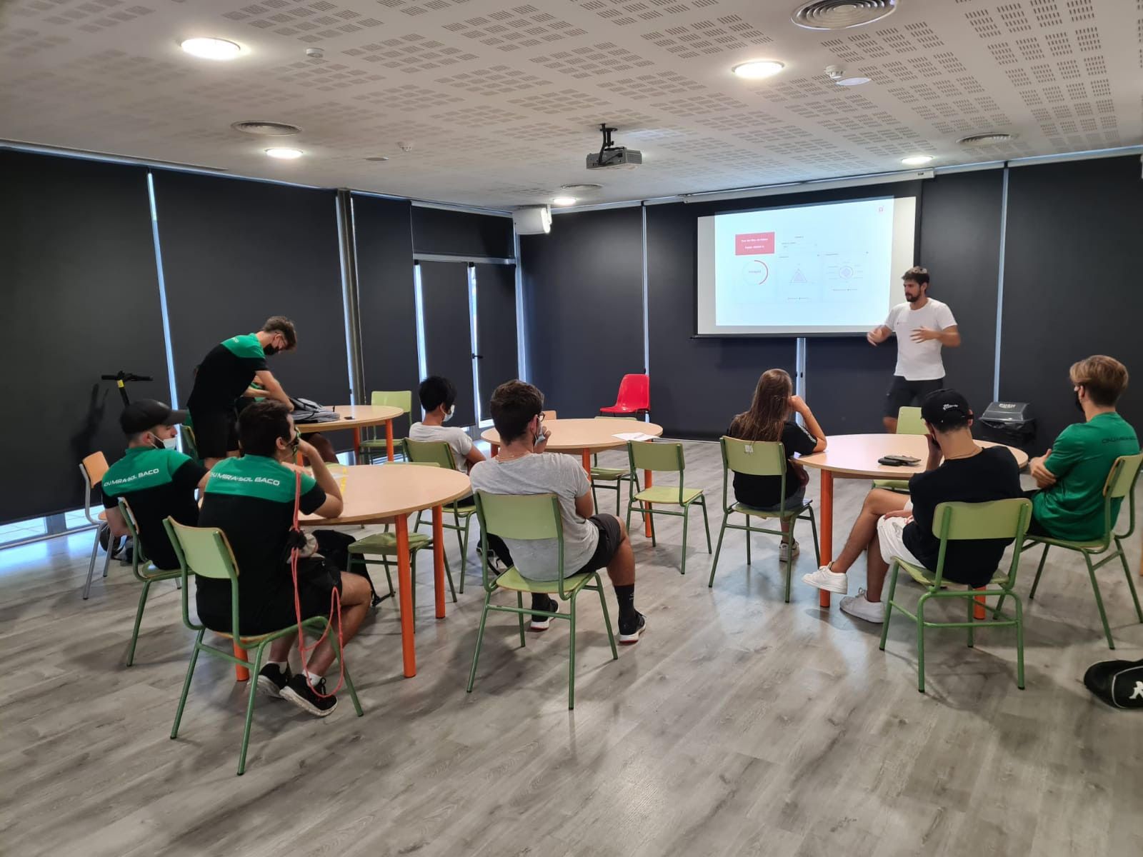 Nova col·laboració entre el CFU Mira-sol Baco i la Fundació BIOT. FOTO: Cedida