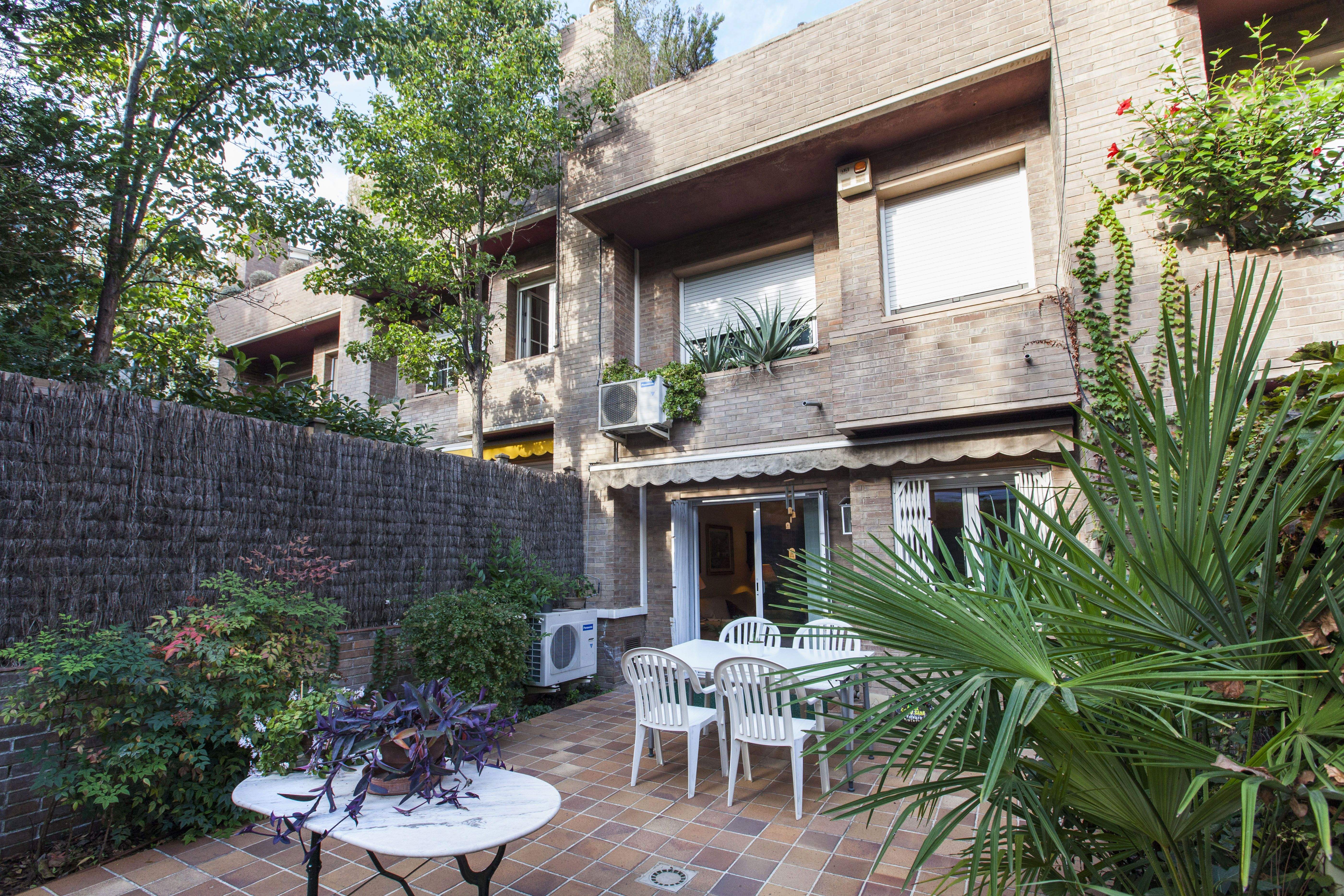 Pati de la casa adossada de la immobiliària ORGAN a l'Arxiu. FOTO: Cedida