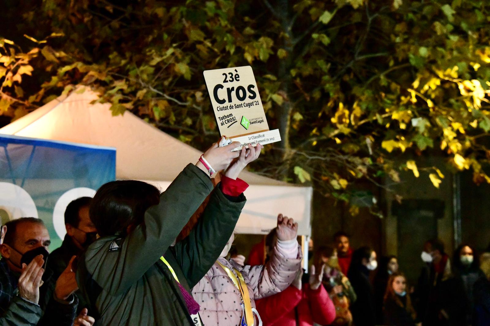 El Cros Ciutat de Sant Cugat ha entregat els premis als primers classificats de la 23a edició. FOTO: Jordi García