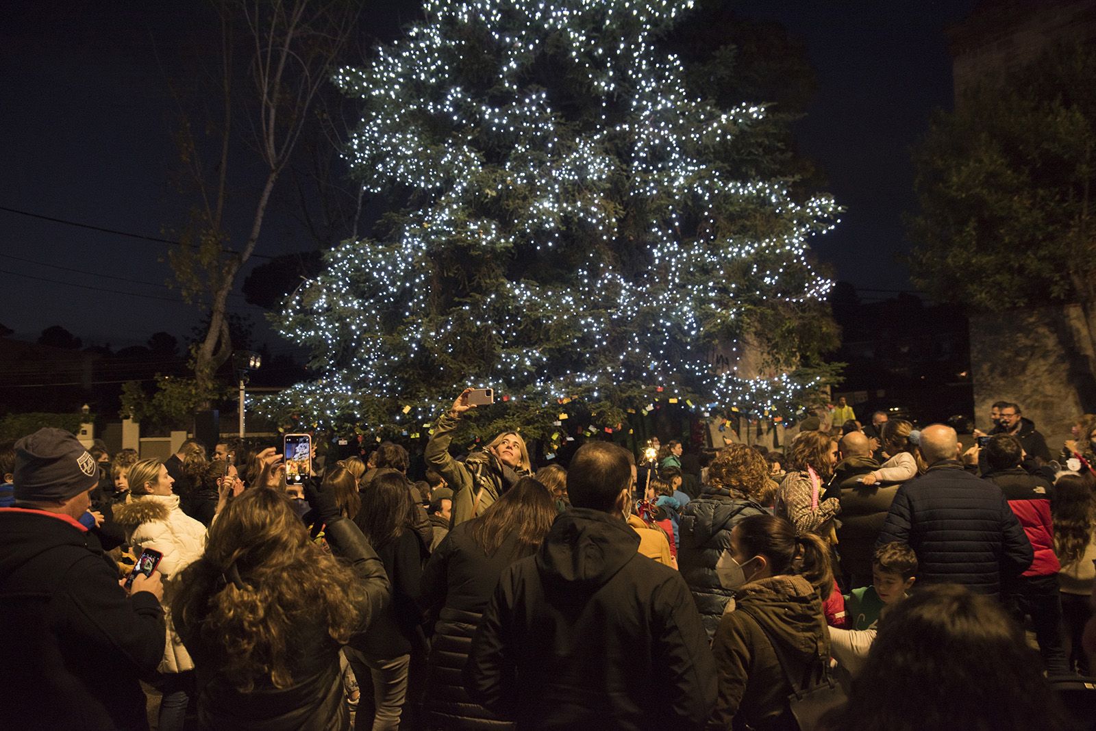 Encesa de llums de Nadal de Valldoreix. Foto: Bernat Millet.
