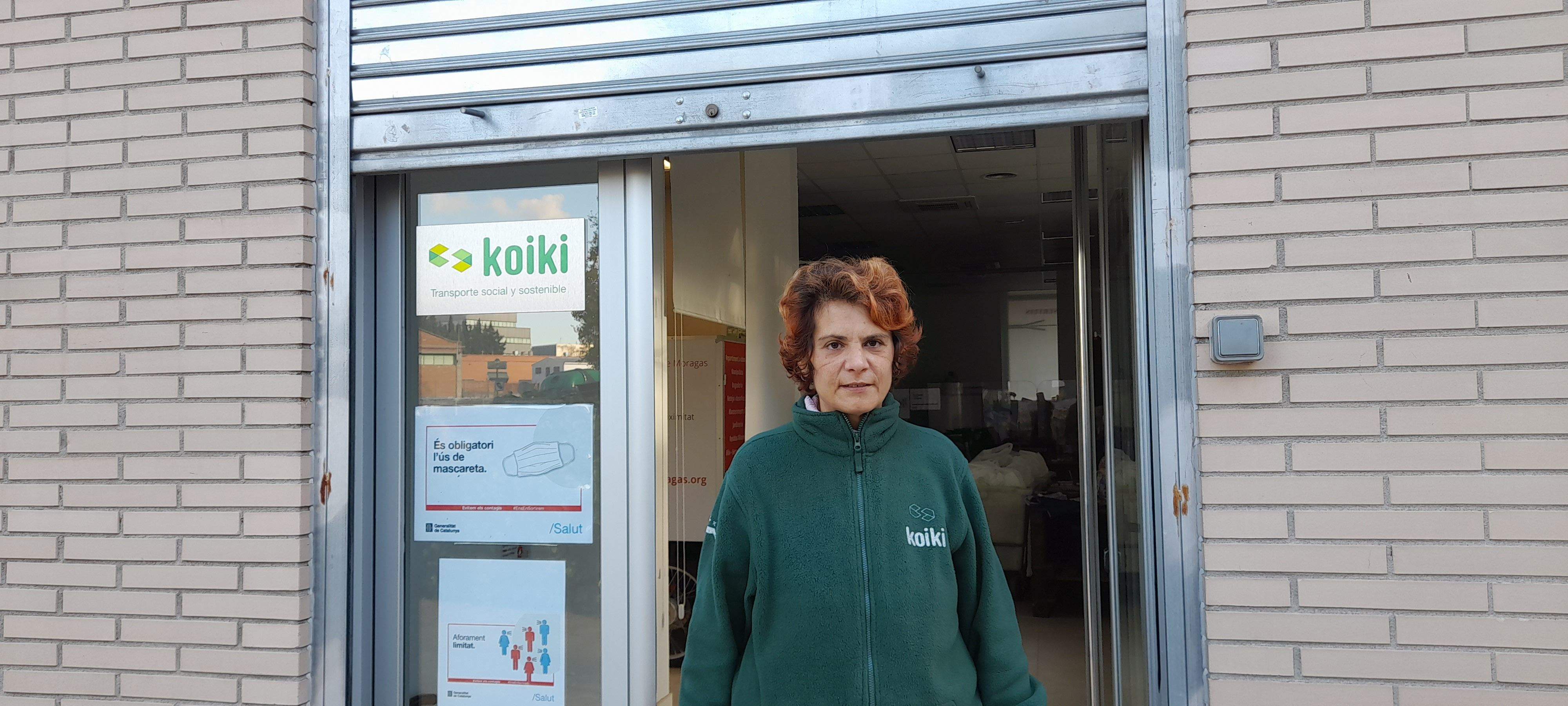 Ester Pedrola treballa a la bugaderia del Taller Jeroni de Moragas. FOTO: Cristina Cabasés