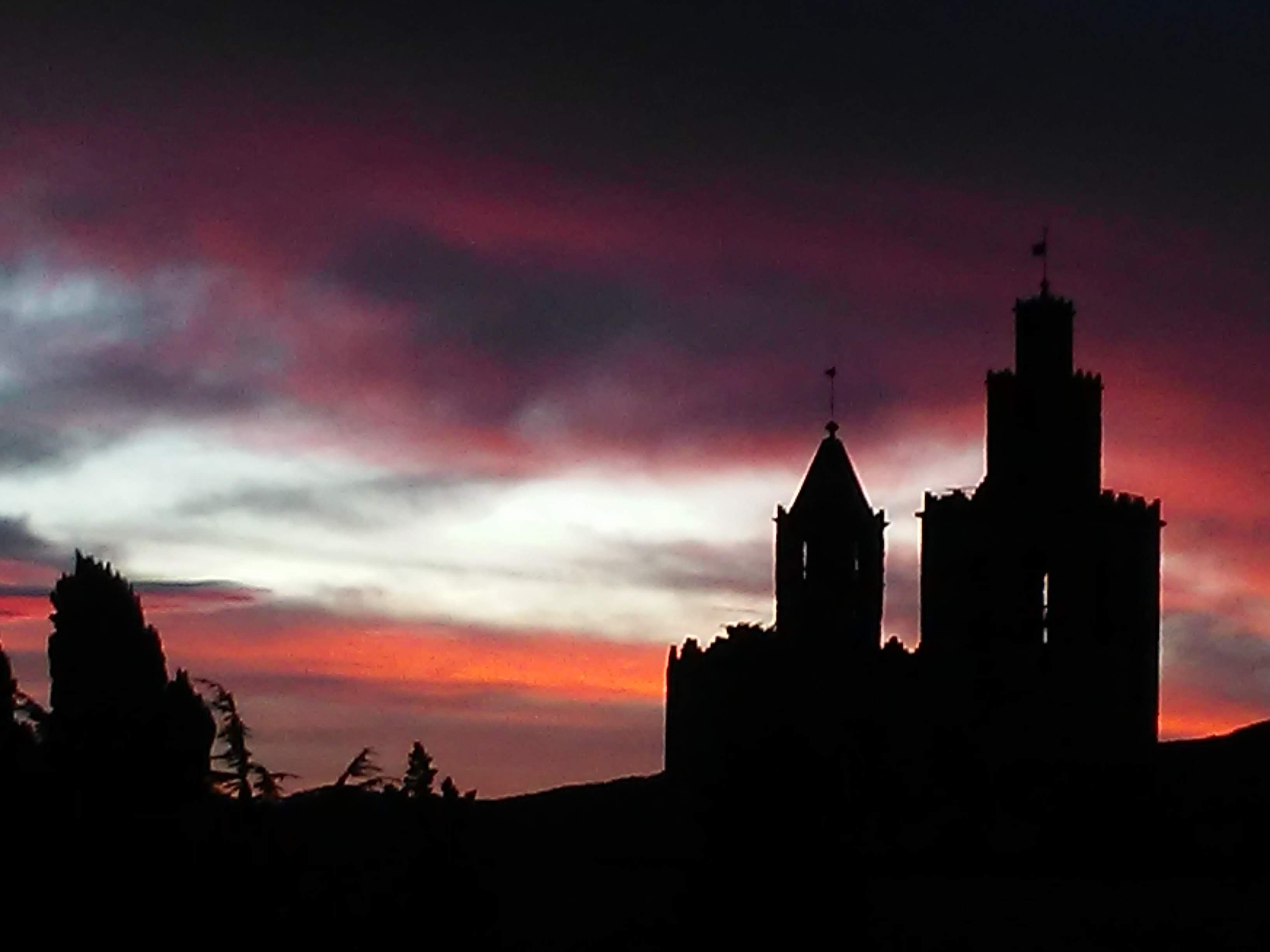Cielo colores monasterio Sant Cugat del Vallès - Gloria Gallego Quiคonero