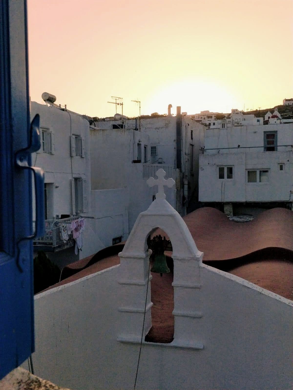 Cruz blanca. Mikonos. Domènec Flotas Sol