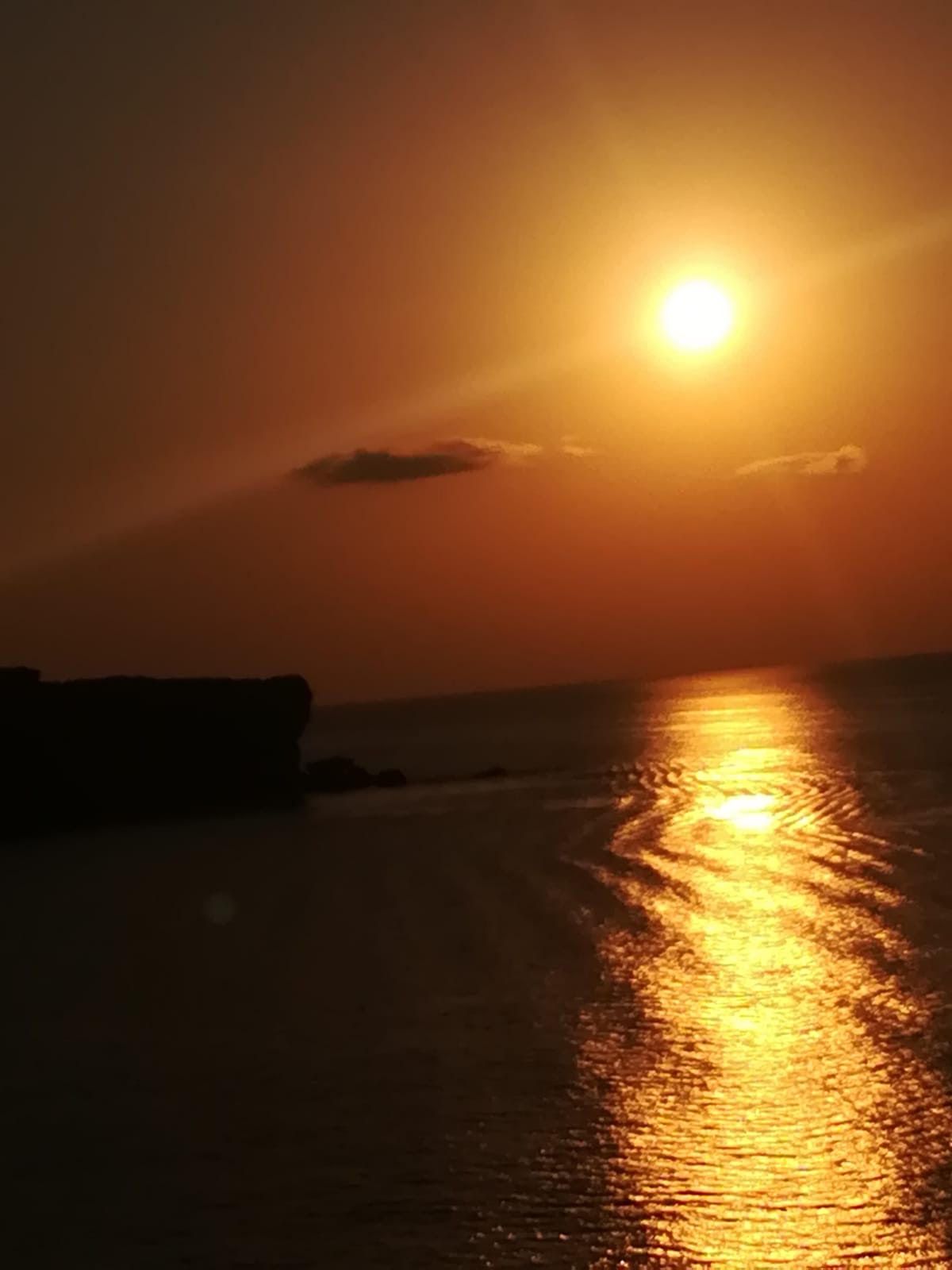 Esperant la Posta Cala Morell, menorca Ona Reverter