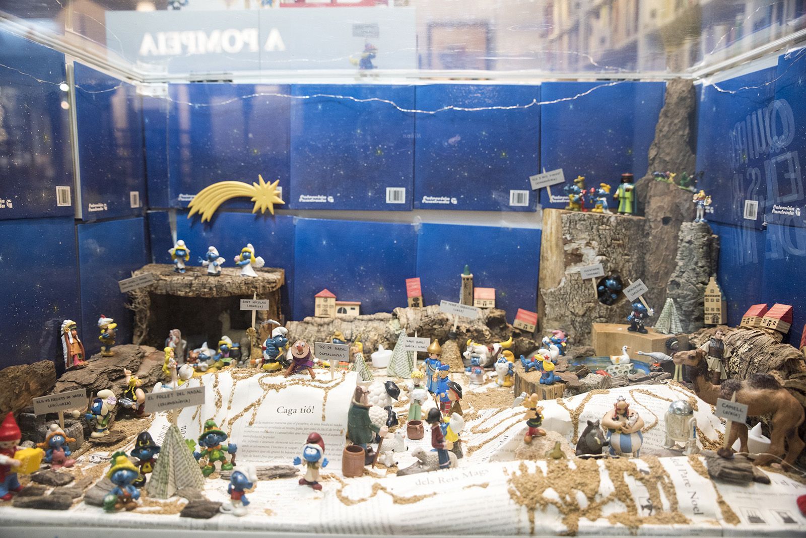 Pessebre al Re-read del carrer Major de Sant Cugat. FOTO: Bernat Millet.