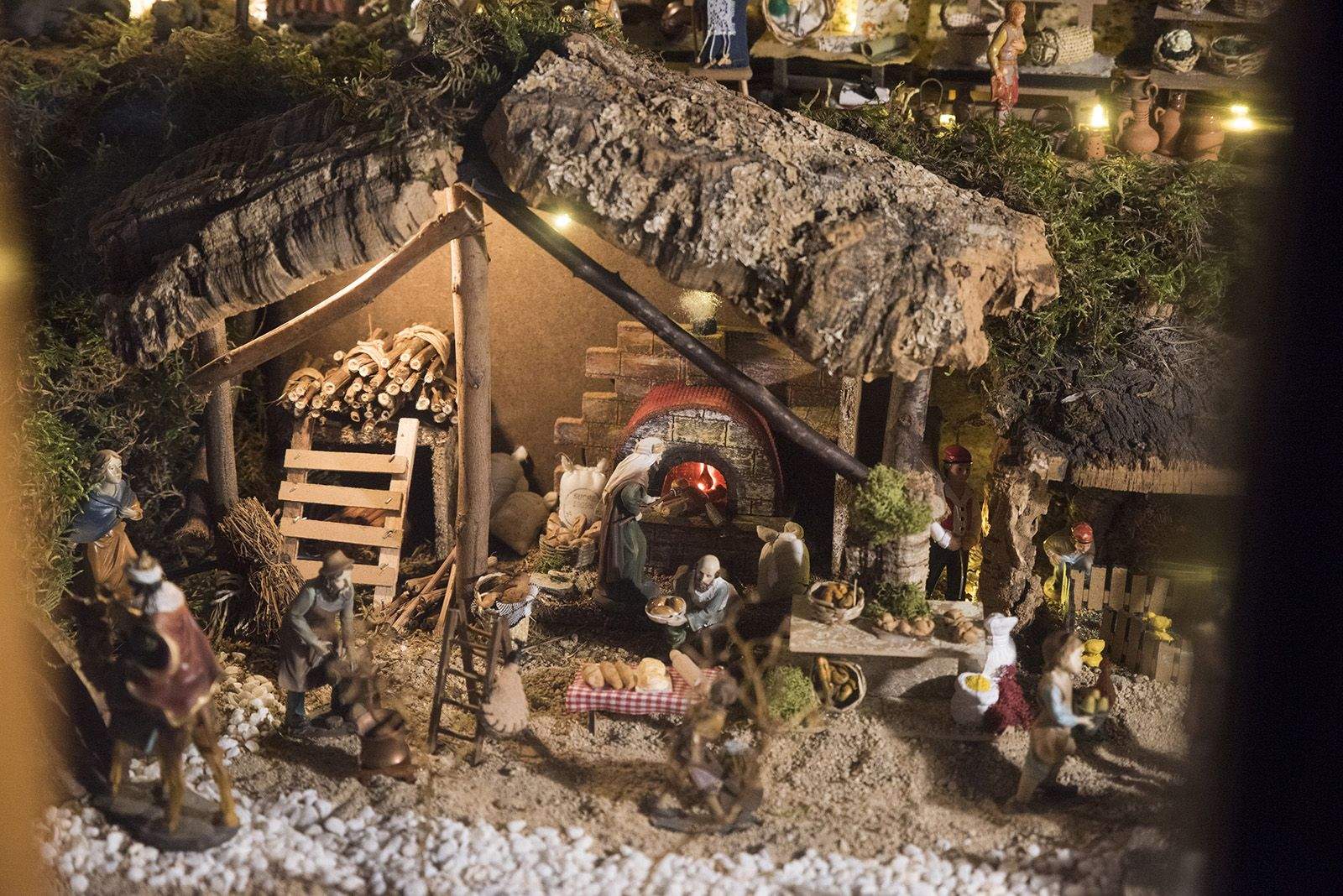 Pessebre al carrer de la Creu de Sant Cugat. FOTO: Bernat Millet.