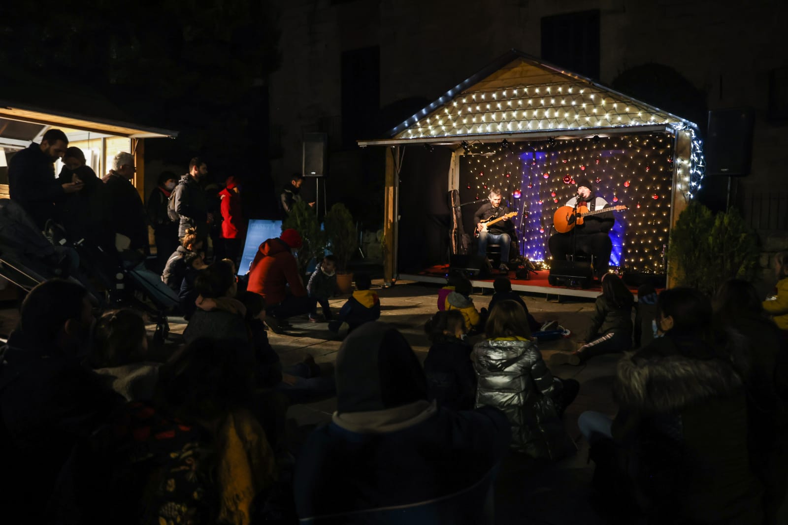 Música amb el grup a Ciegas a la caseta de la Pua de la plaça d'Octavià FOTO: Lali Puig