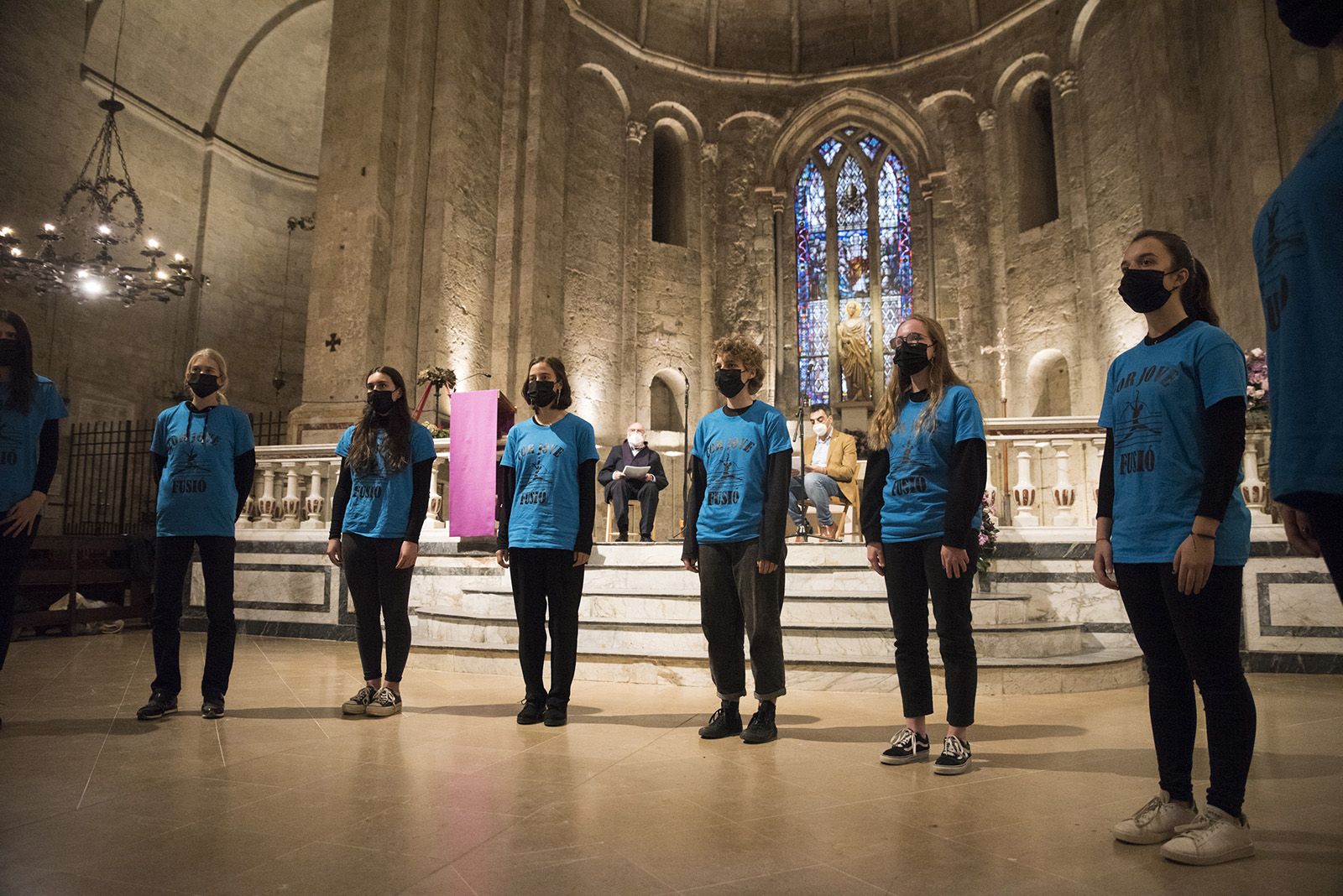 Nadal a Casa a l'esglesia monestir organitzat per Òmnium Sant Cugat, un recull de poesia nadalenca i concert de nadales FOTO: Bernat Millet 