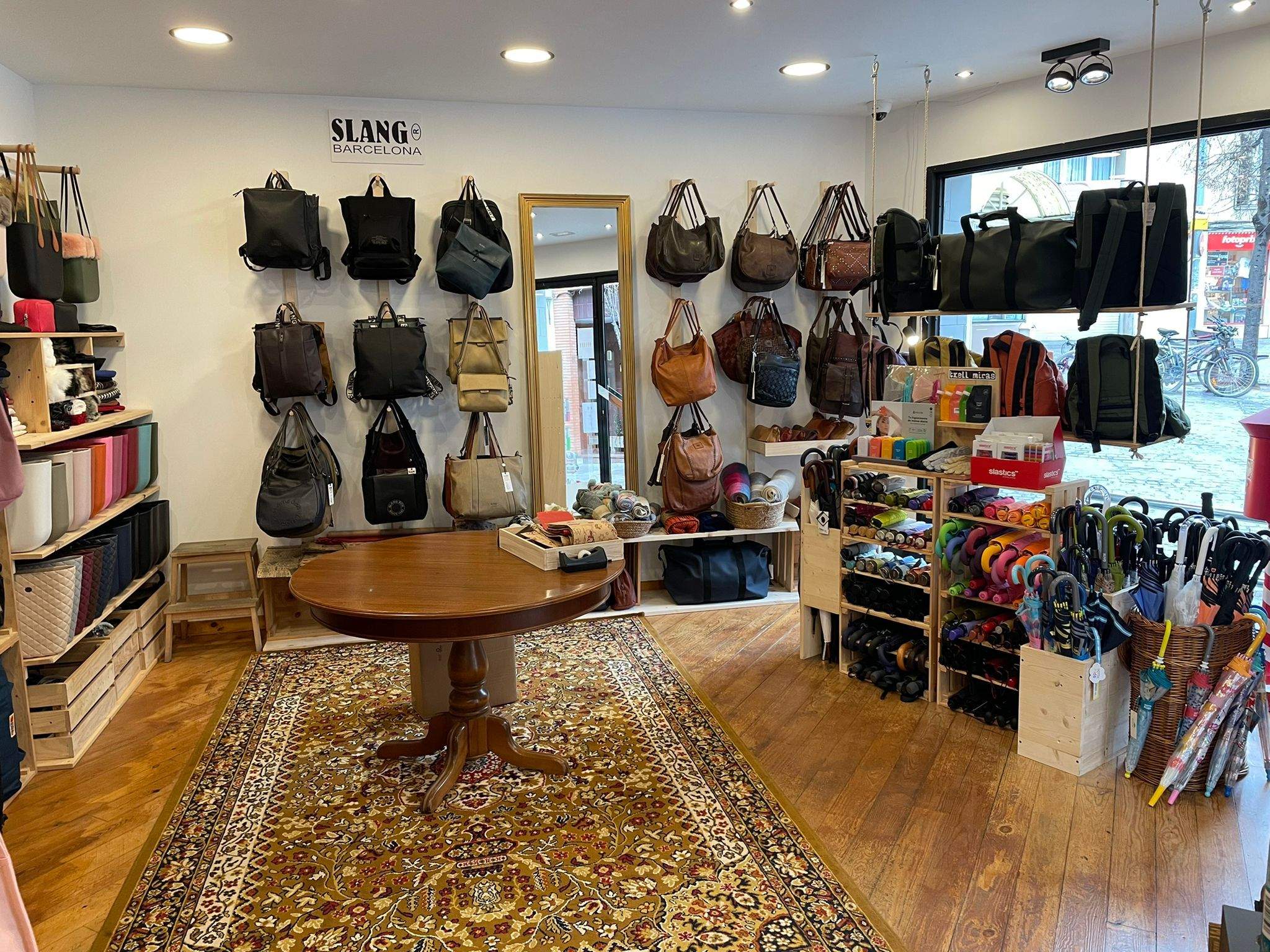 Petit Travel s’ubica al carrer de Valldoreix, 31 FOTO: Cedida