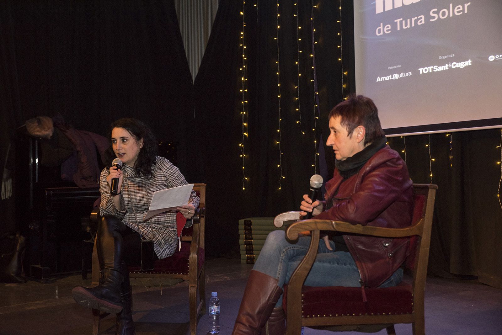 Presentació del llibre "El pantà maleït" i "Orillas del pantano" de Tura Soler. Foto: Bernat Millet.