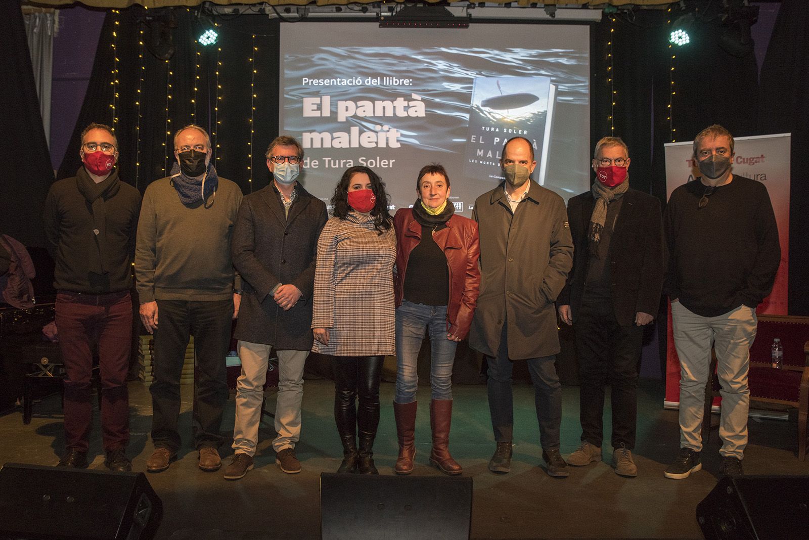 Presentació del llibre "El pantà maleït" i "Orillas del pantano" de Tura Soler. Foto: Bernat Millet.